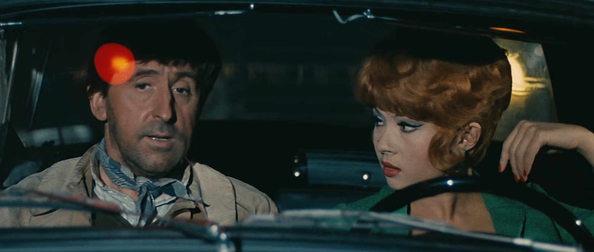 一个傻瓜在巴黎Un.Idiot.A.Paris.1967.1080p.BluRay.FLAC.x264-HANDJOB (1).mkv_20250.jpg