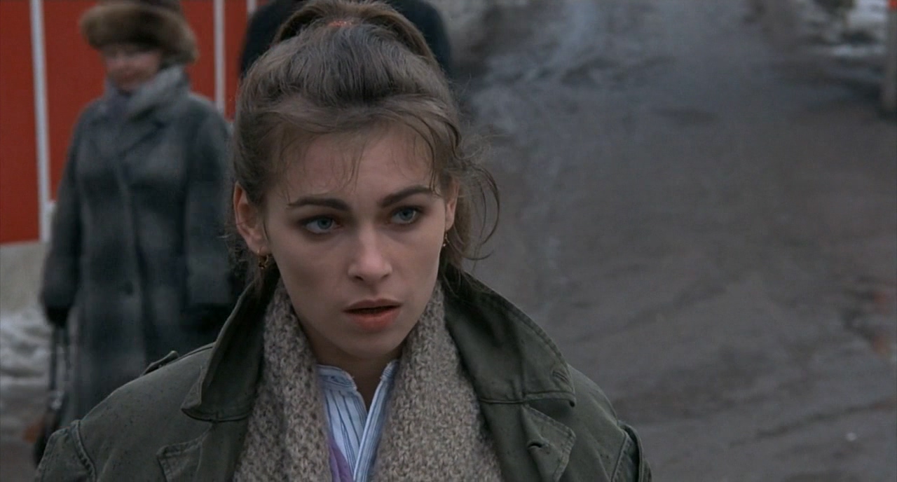 Gorky Park 1983 720p HDTV AC3-KINGDOM.mkv_20250214_215103.886.jpg