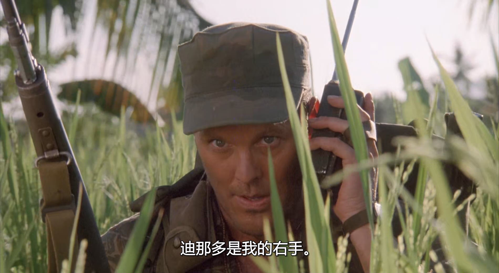 攻陷葛兰高地Seige.of.Firebase.Gloria.1989.1080p.BluRay.x265.hclg.mkv_20250306_16.jpg