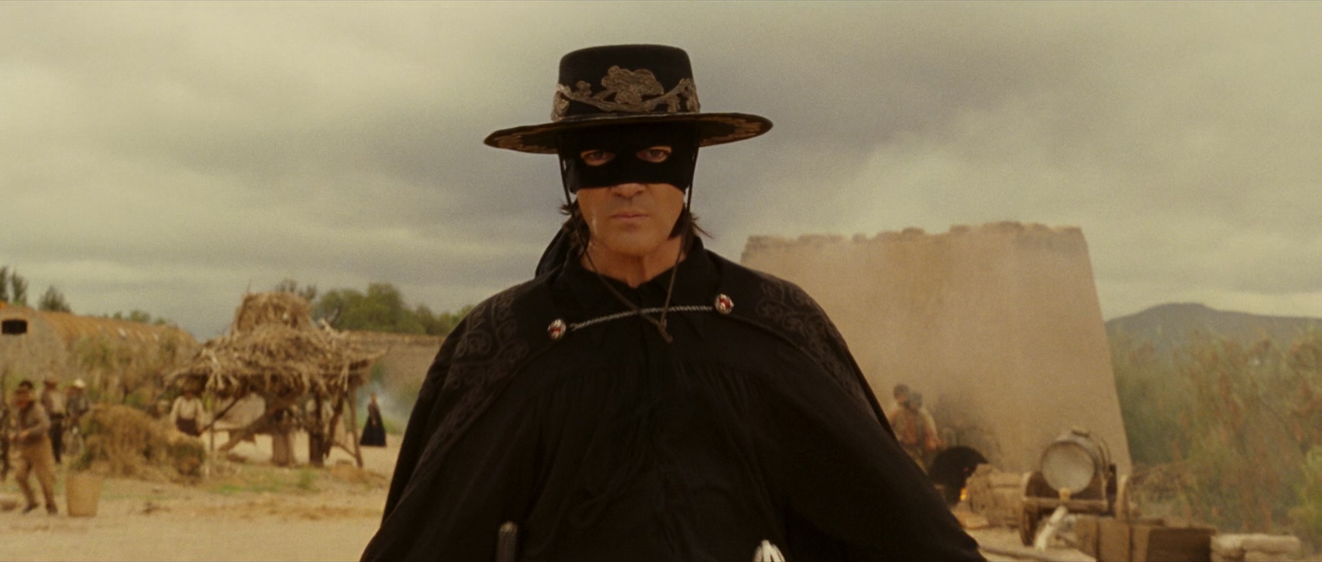 The.Legend.of.Zorro.2005.BluRay.1080p.2Audio.TrueHD.5.1.x265.10bit-ALT.mkv_20250.jpg