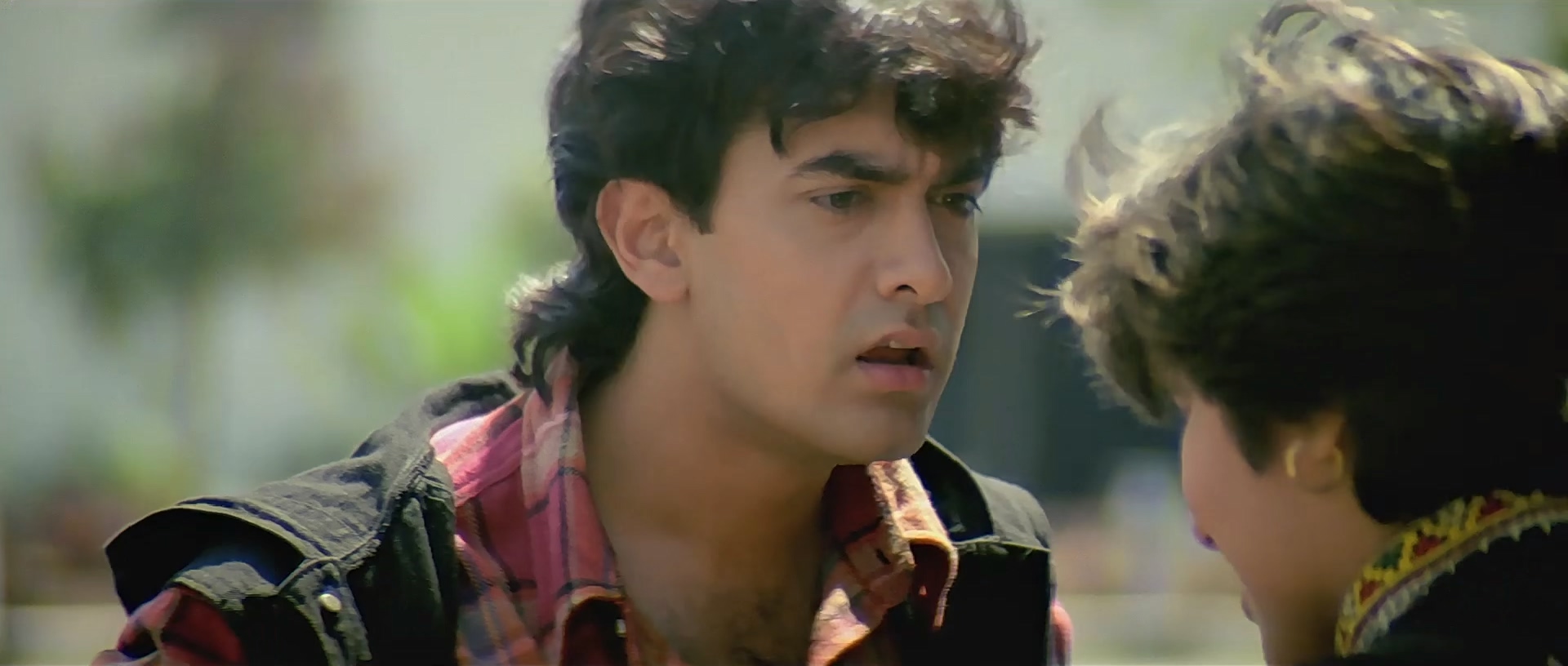 印度拉贾.Raja Hindustani (1996) 1080p WebRip Hevc x265 AAC.mkv_20250321_130751.923.jpg