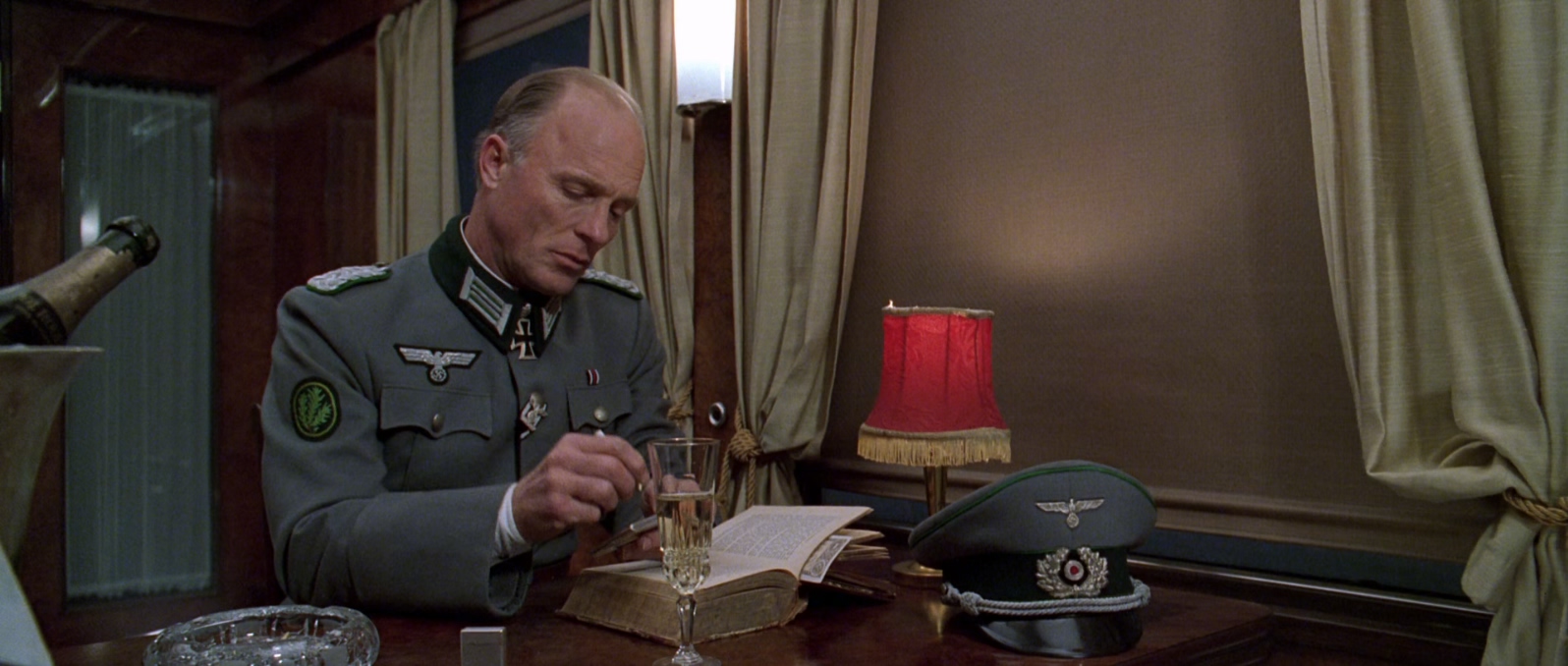 兵临城下Enemy At The Gates 2001 1080p BluRay x265 HEVC 10bit AAC 3audio特效字幕-.jpg