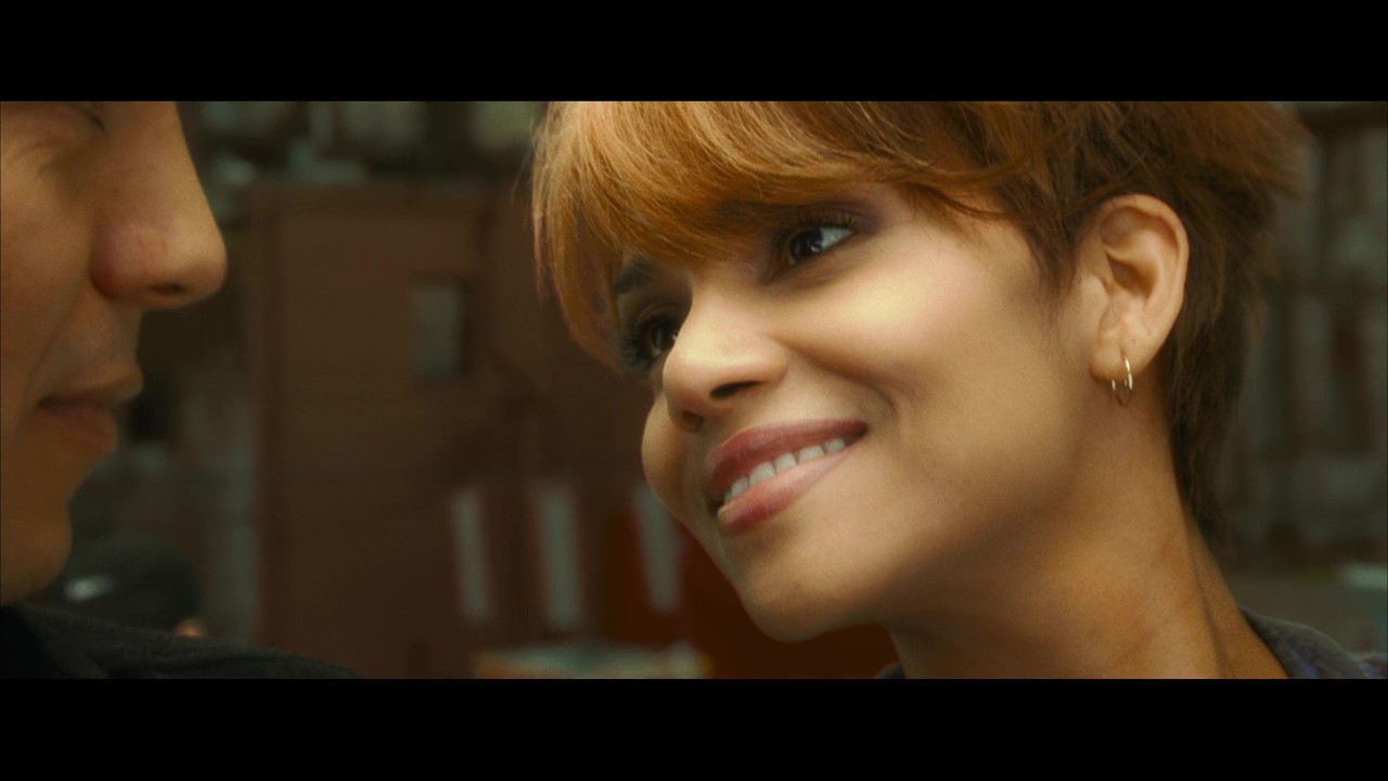 M 猫女-2004 - frame at 61m42s.jpg