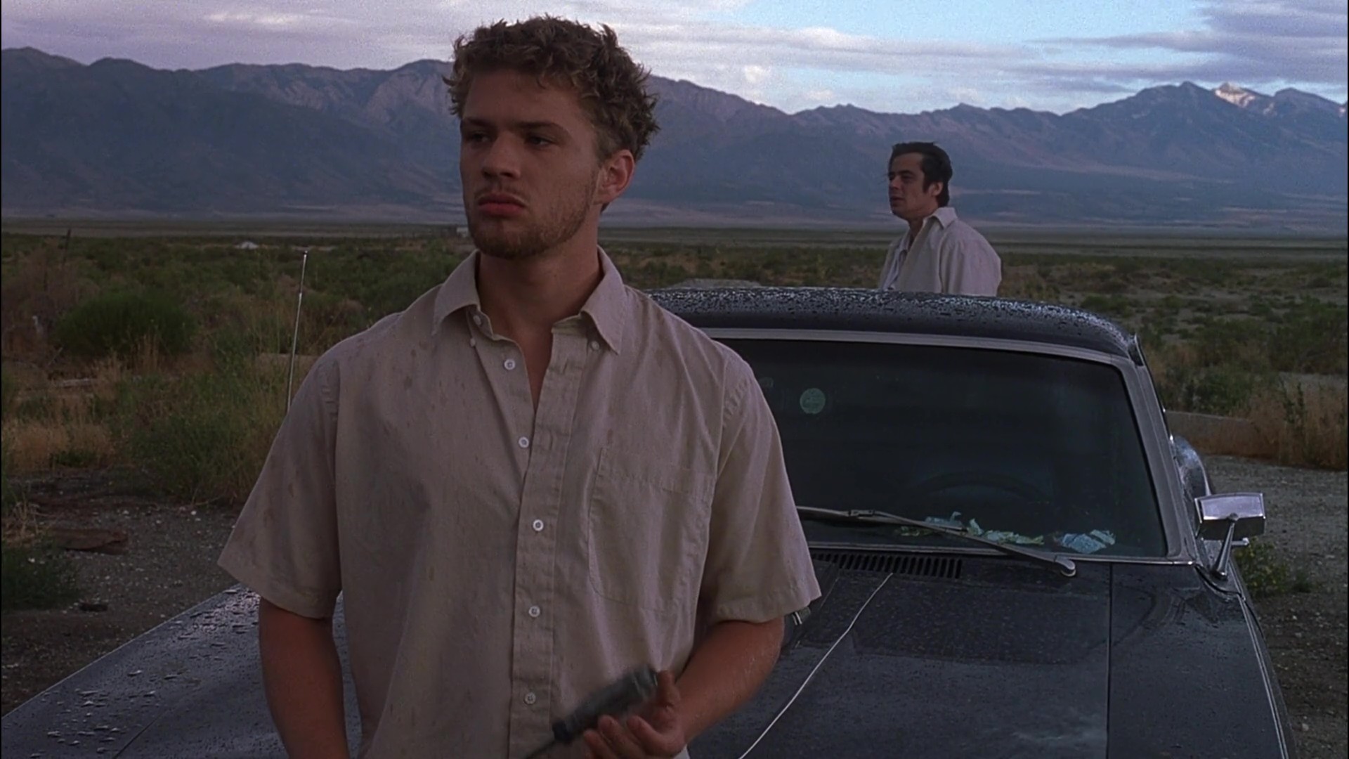 B 绑票惊爆点-2000 - frame at 4m58s.jpg