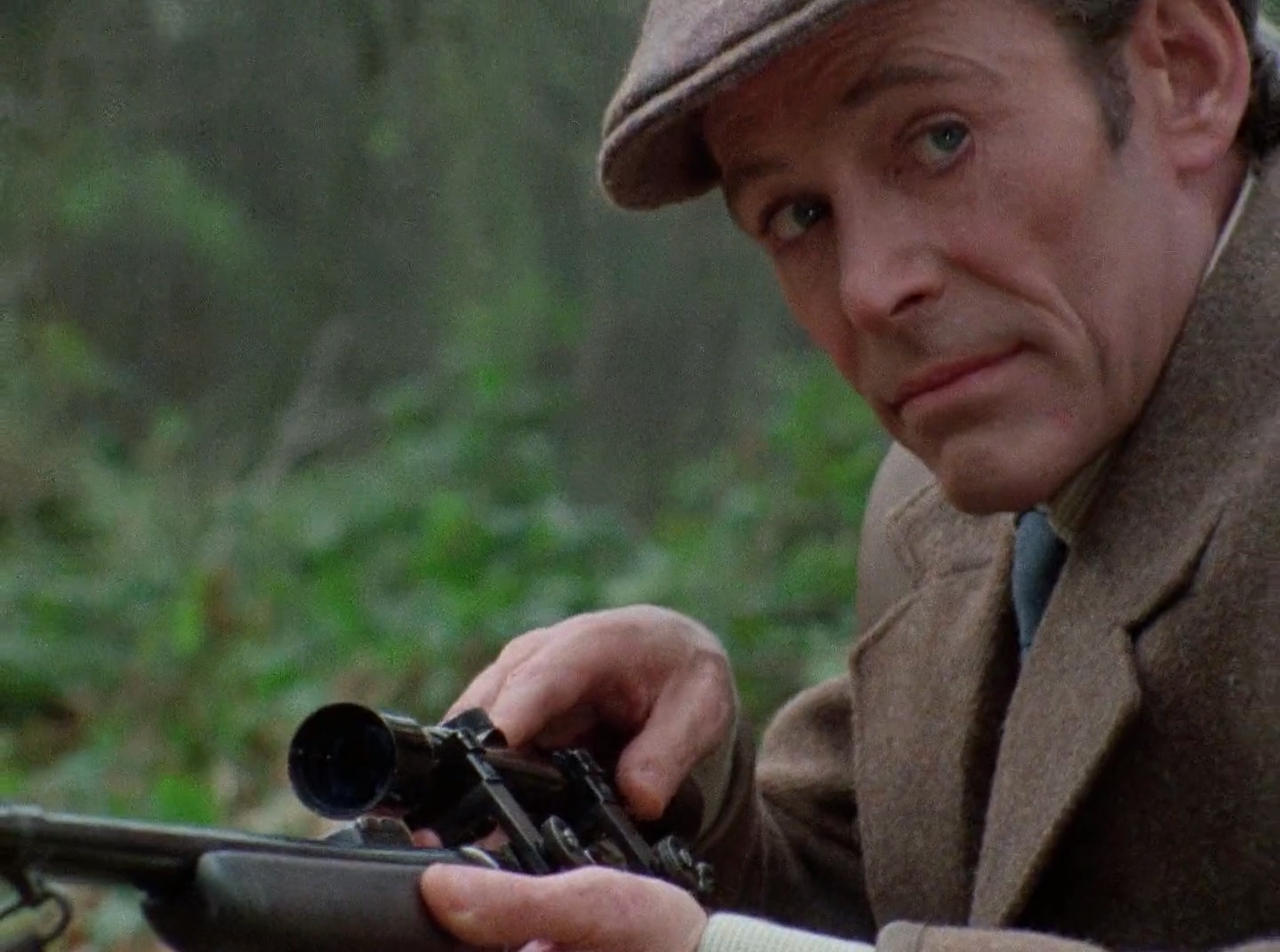 英国【枪杀希特勒】Rogue.Male.1976.1080p.BluRay.x264 (1).mkv_20250401_180747.806.jpg