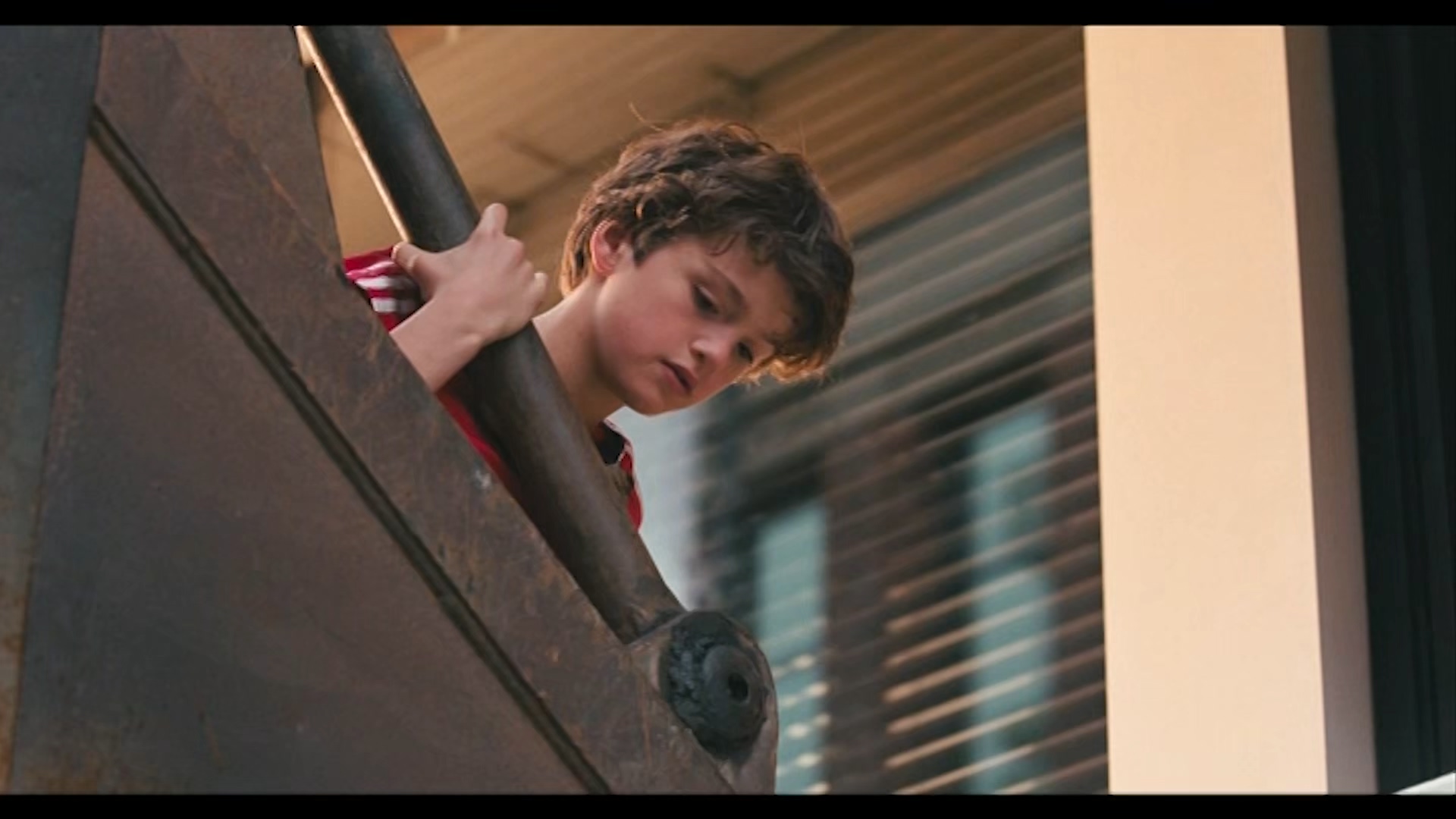 托尼十岁 (2012) 1080p [AAC, AC3] [zho, nld] h265.mkv_20250405_185508.372.jpg