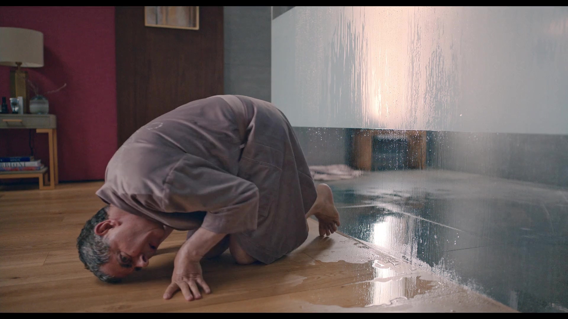 人来蜂 憨豆.MP4_20250411_005749.392.jpg