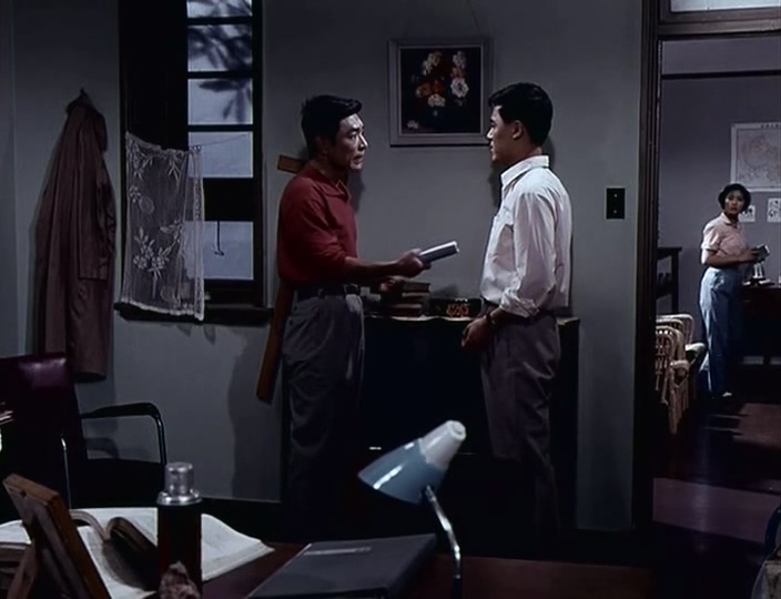 年青的一代 (1975).mkv_20250420_121045.619.jpg