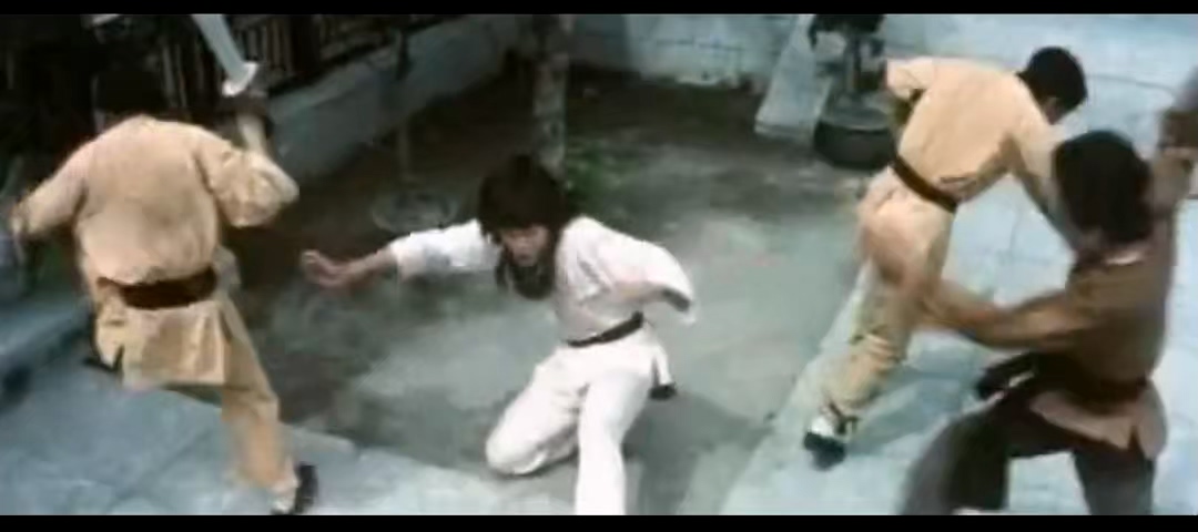 搏命1977 .mp4_20250426_002515.975.jpg