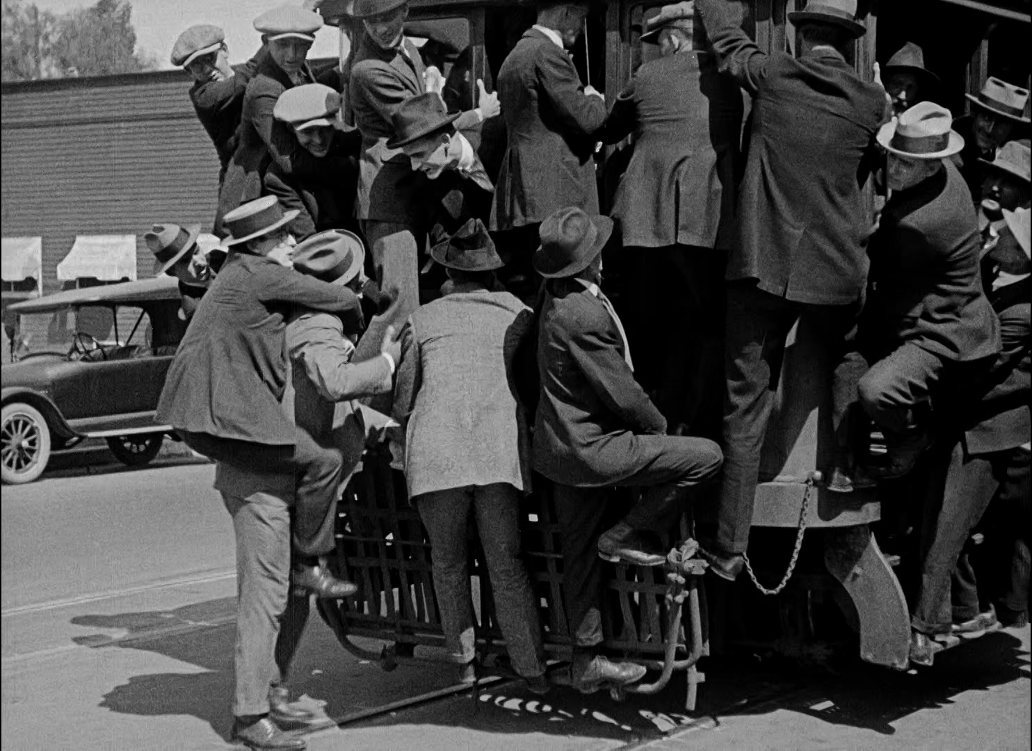 最后安全 Safety Last! 1923.mp4_20250501_152738.102.jpg