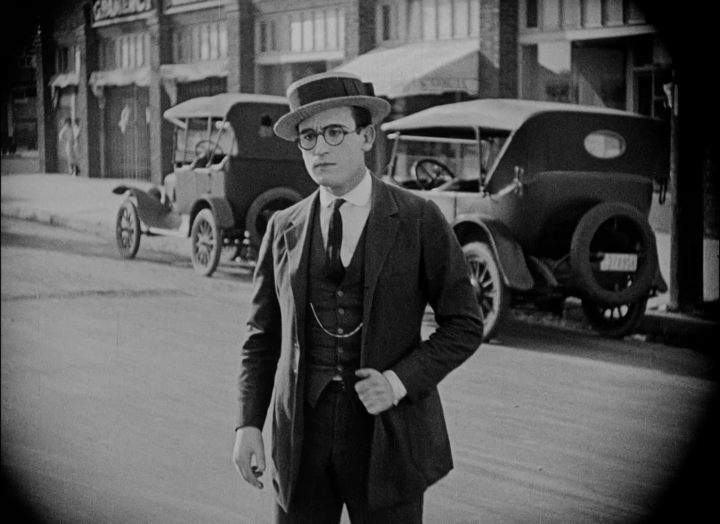 最后安全 Safety Last! 1923.mp4_20250501_152745.915.jpg