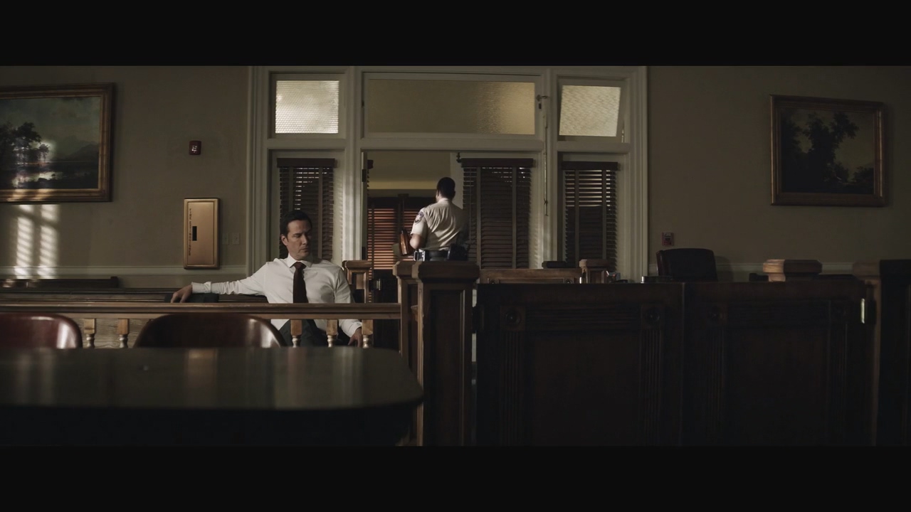 真相背后 The Whole Truth 2016.mp4_20250504_003645.840.jpg