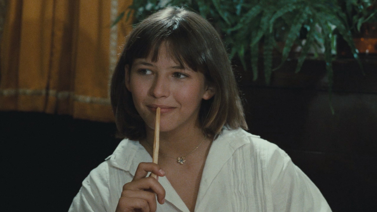 初吻2.苏菲·玛索.la.boum.2.1982.720p.bluray.x264.dts-wiki (1).mkv_20250505_193956.403.jpg