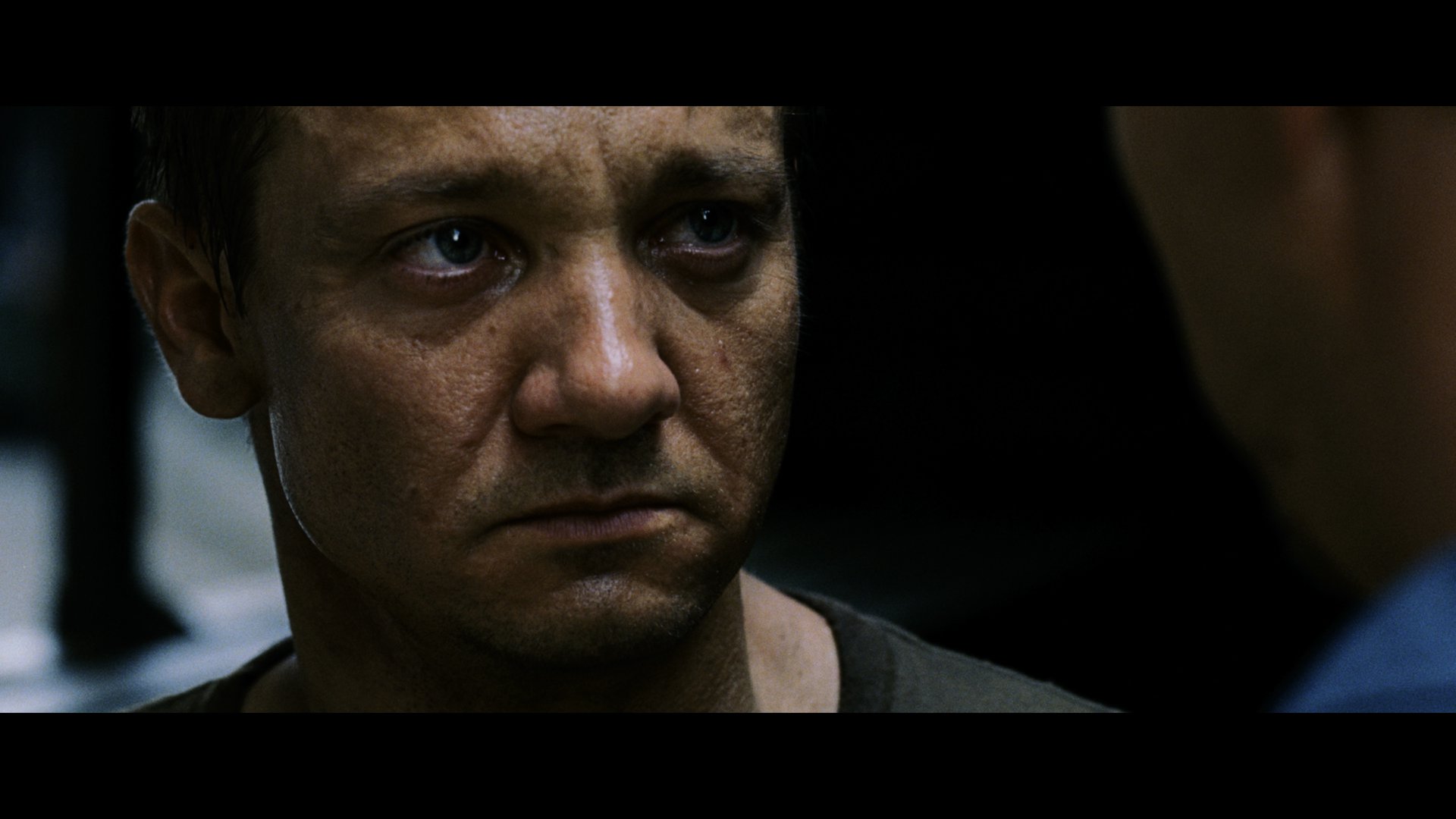 谍影重重4 (2012).mkv_004117.600.png