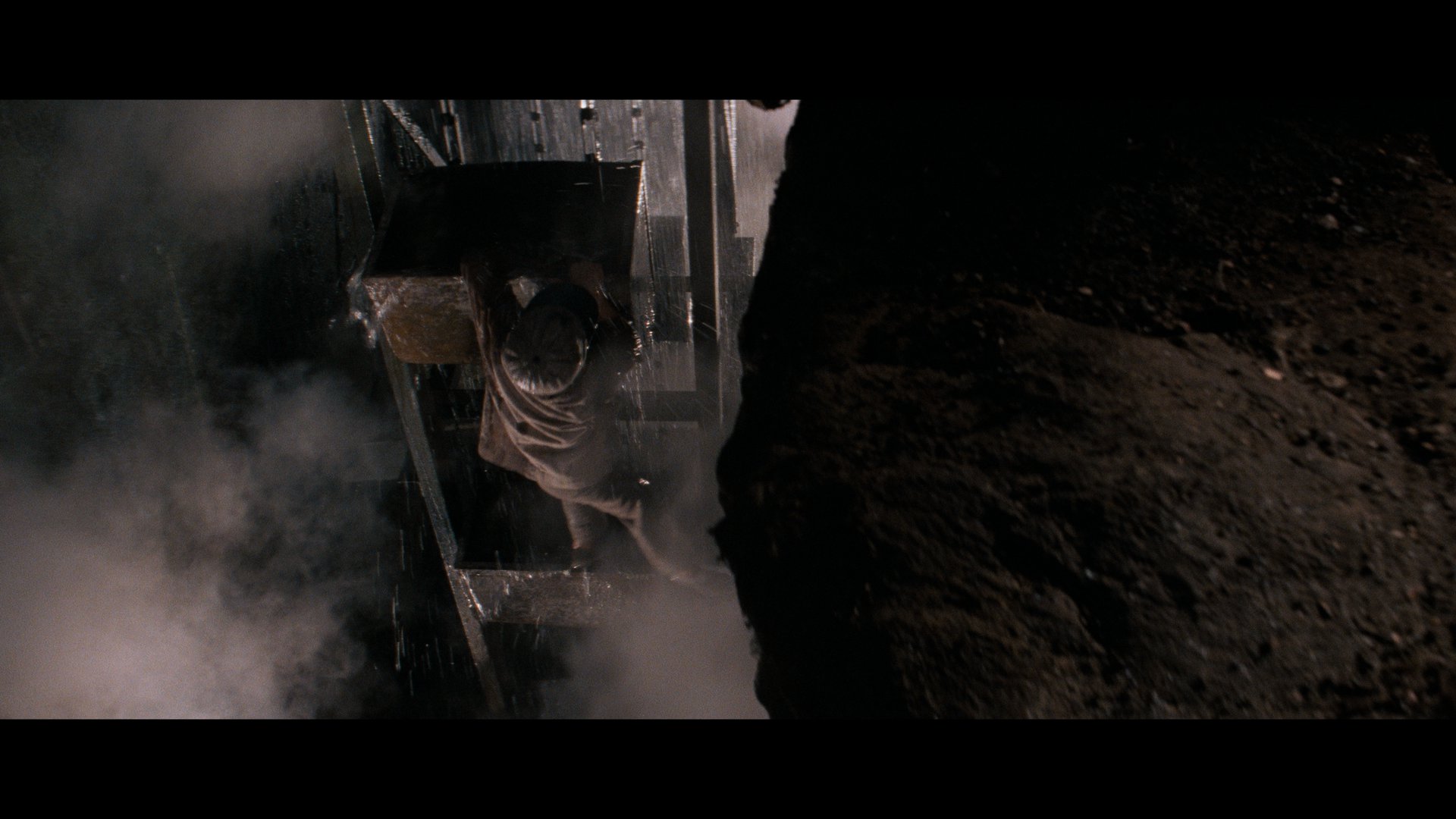 夺宝奇兵2 (1984).mkv_013132.404.png