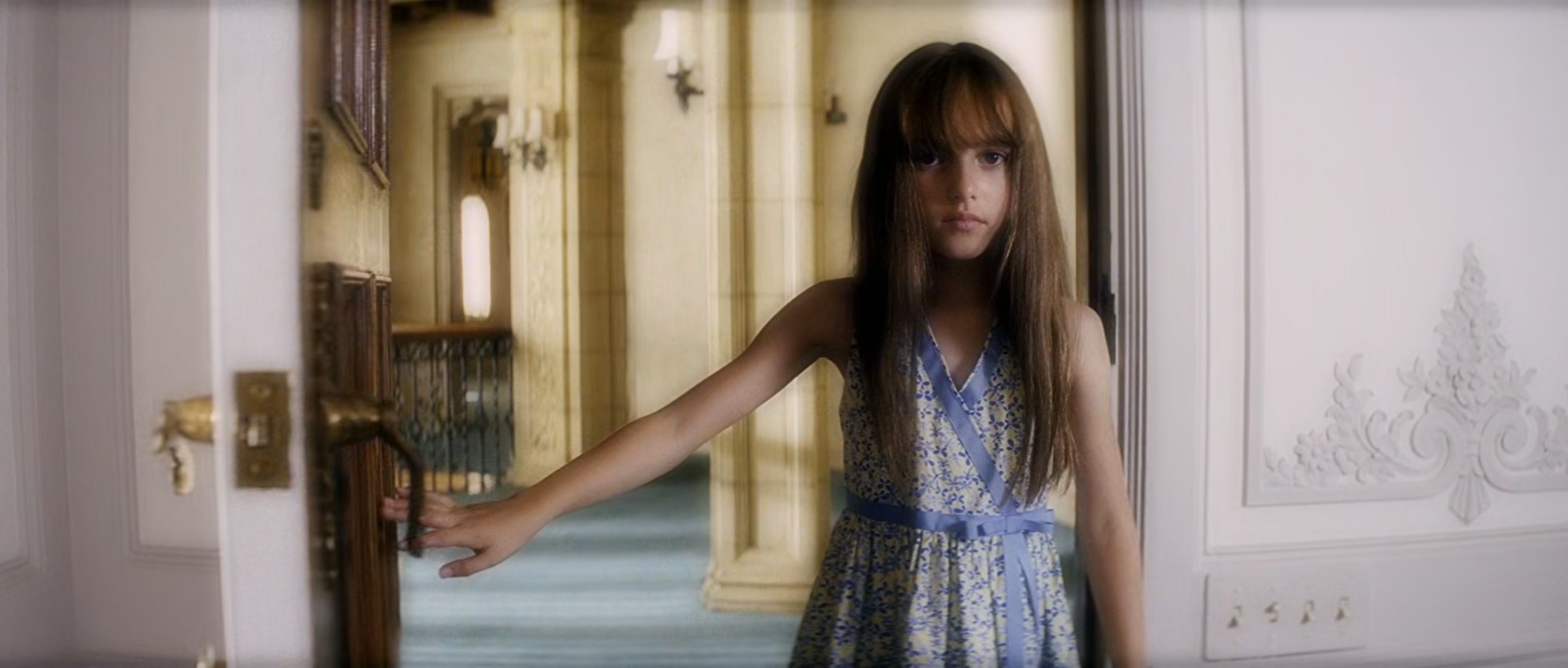 艾丽卡.Elektra.2005.DC.1080p.BluRay.x265.2audio-RARBG (1).mkv_20250510_132841.737.jpg