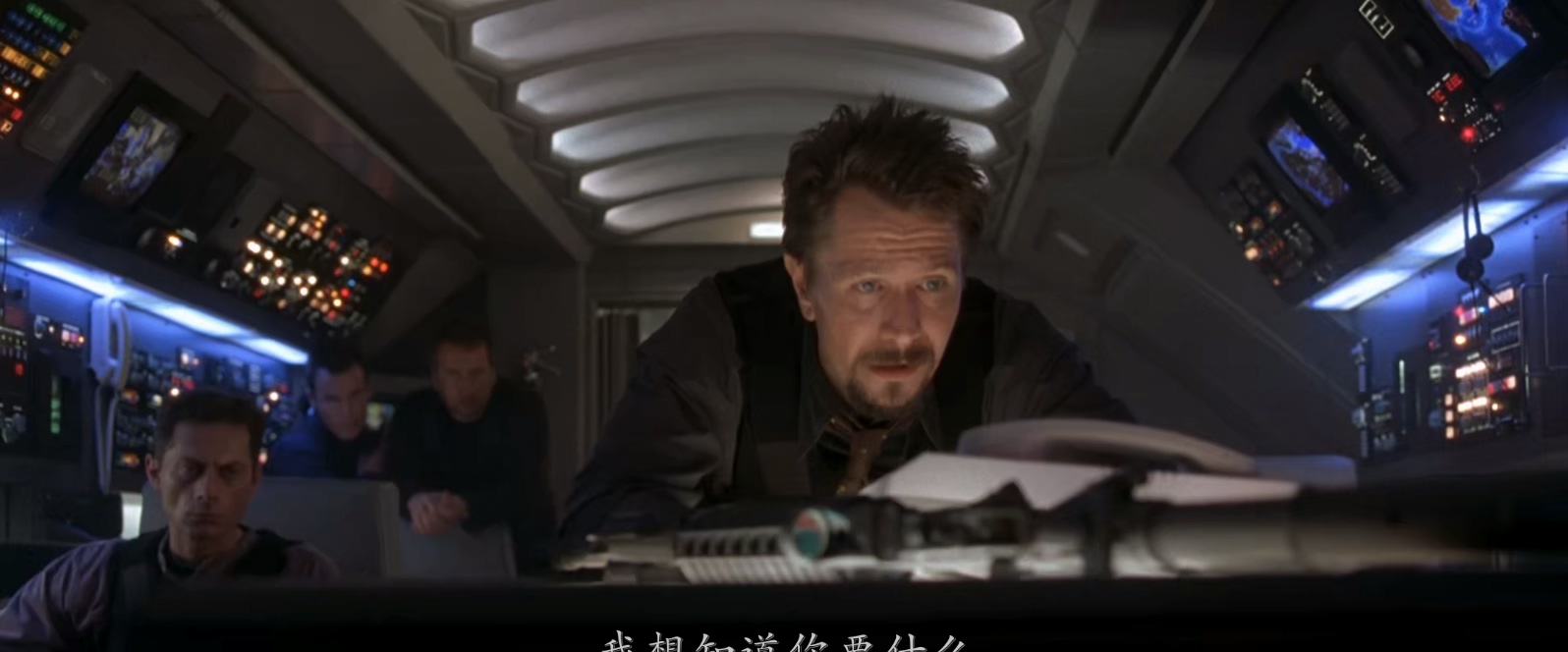 空军一号.Air.Force.One.1997. BluRay.1080p.AC3.HEVC. AC3.国英双语.特效字幕.mkv_20.jpg