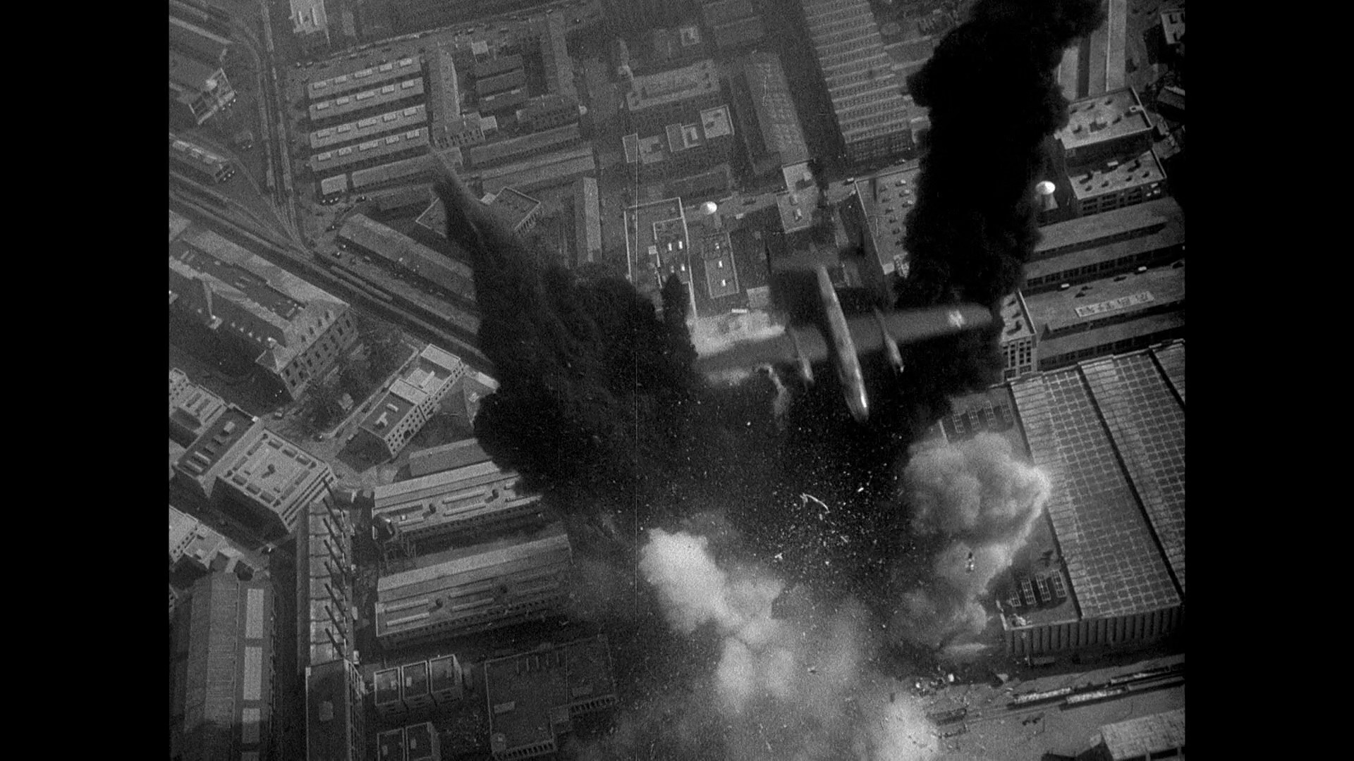 东京上空三十秒  轰炸东京.1944.1-01_25_14-2025_05_15_17_45_40.jpg