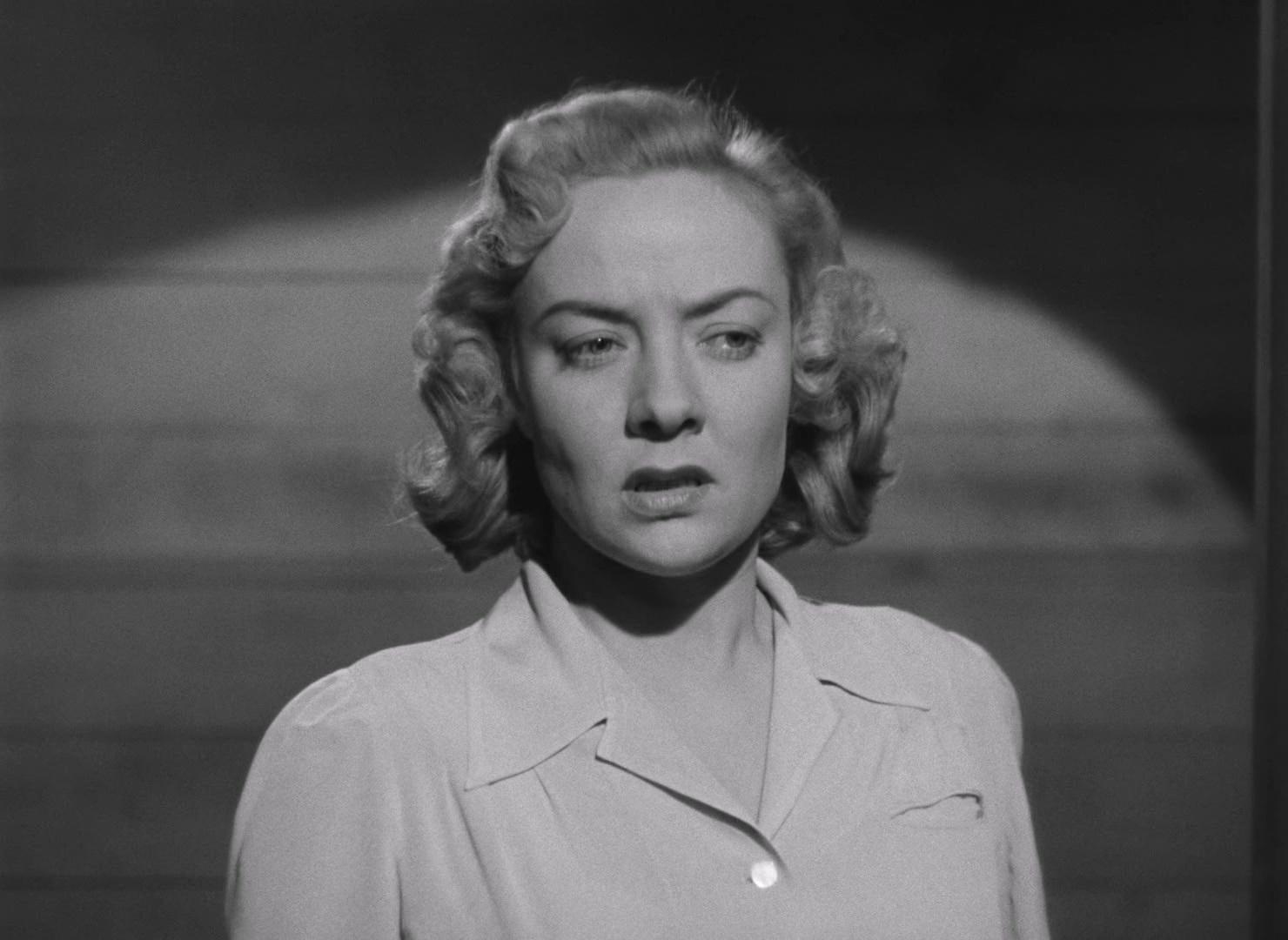 出卖皮肉的人 1080p 1949.mp4_20250516_000017.464.jpg