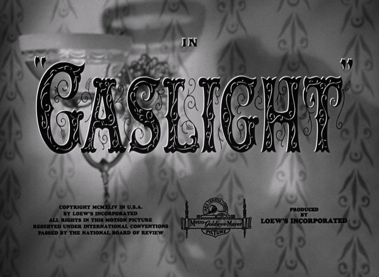 Gaslight.1944.WAC.1080p.BluRay.x265.HEVC.FLAC-SARTRE-bylh.mkv_20250518_084851.186.jpg