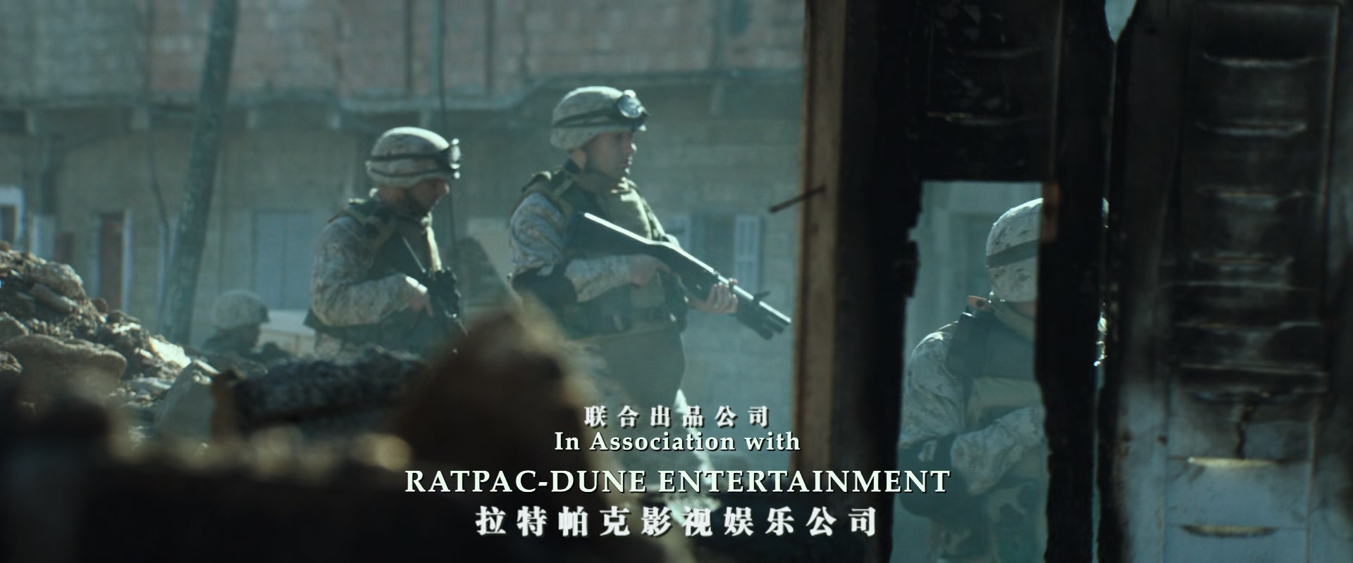 美国狙击手.American.Sniper.2014.1080p.BluRay.x265.3audio-RARBG特效字幕.mkv_20250.jpg