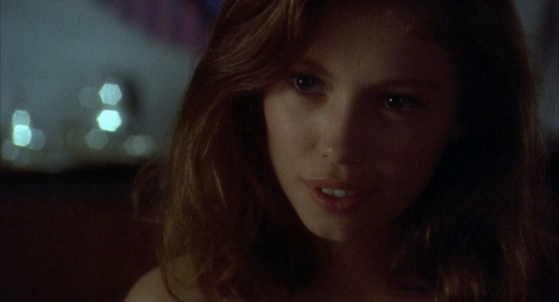 Color.of.Night.1994.DC.1080p.BluRay.x265-RARBG-bylh.mkv_20250521_215503.031.jpg