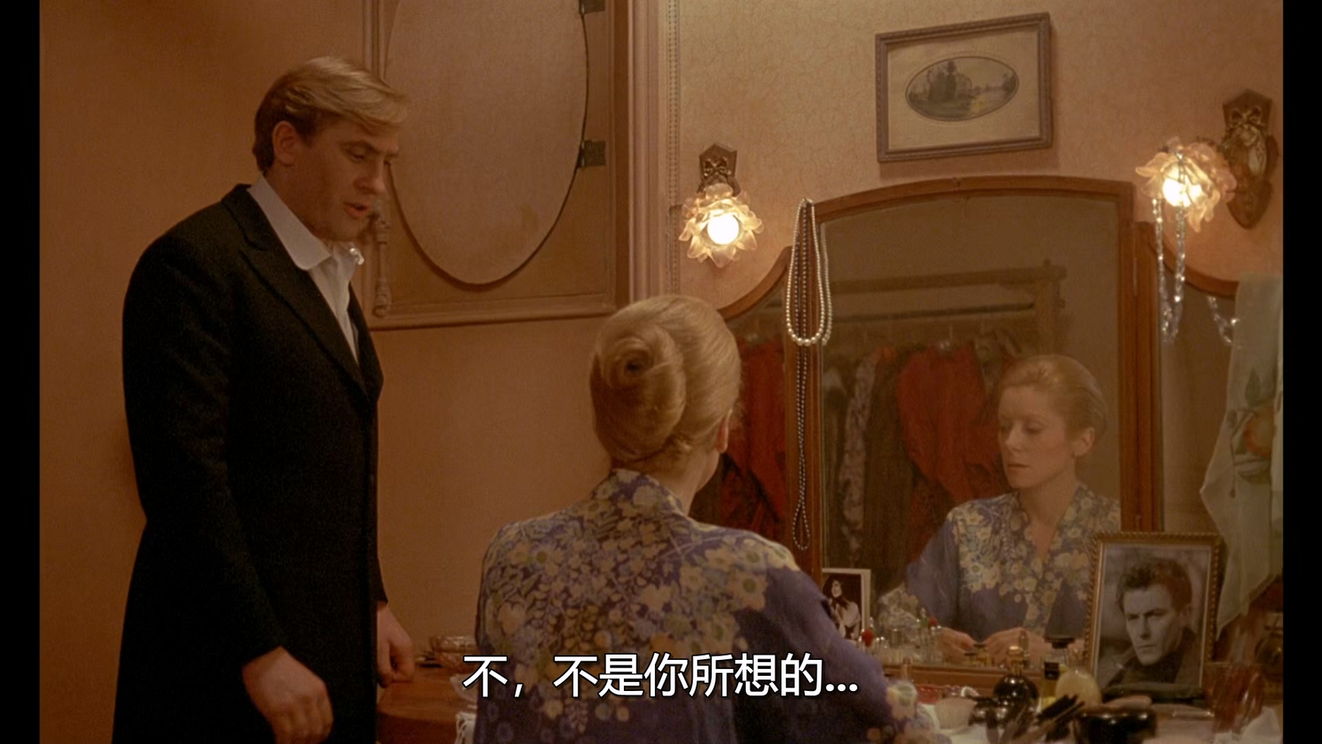 最后一班地铁.Le Dernier Metro (1980).BDRip.1080p.10bit.HEVC.448kbps国法双语中字..jpg