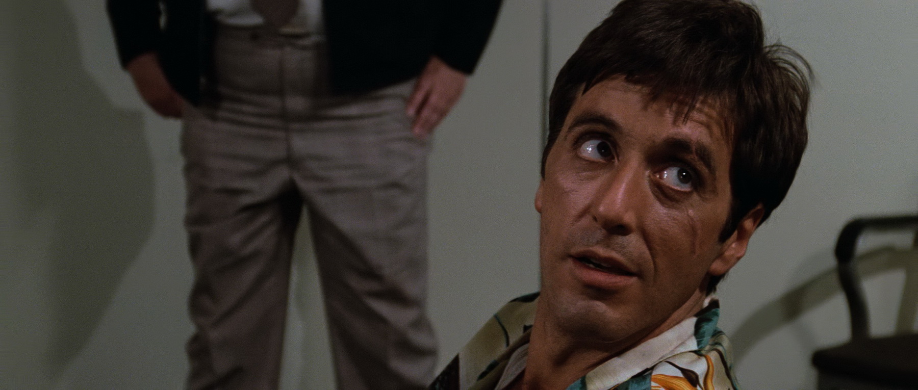 Scarface 1983 2160p UHD BluRay HDR10 DTS-HD MA 7.1 x265-GPTHD.mkv_20250604_201727.508.jpg