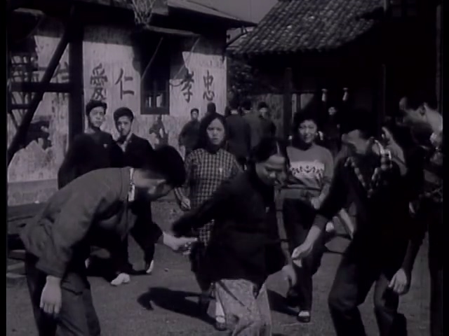 地下少先队.Di Xia Shao Xian Dui.1959.DVD.X264.AAC.HALFCD(0：-)-.mkv_20250604_215.jpg
