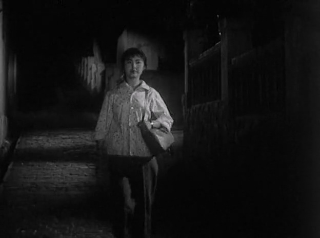 暗礁 1977 长影.Hidden Rock.1977.DVD.X264.AAC.mkv_20250606_194427.822.jpg