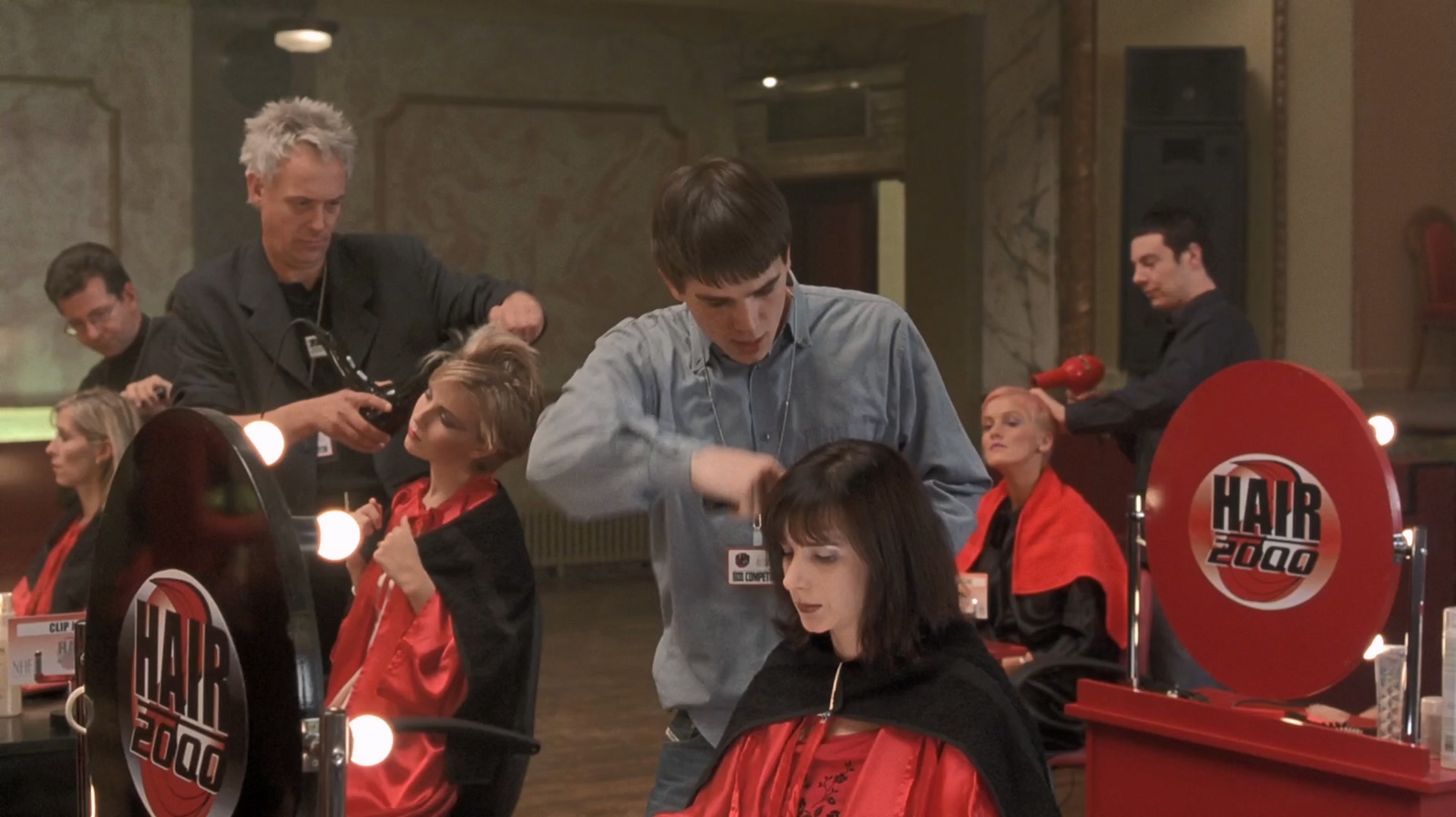 D 大放异彩-2001.mkv_20250609_092716.227.jpg