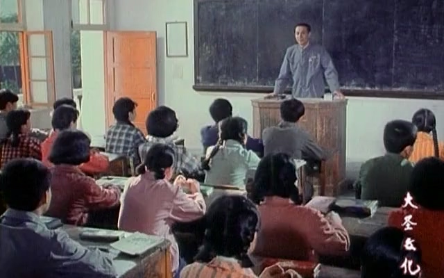 春晖.chun Hui.1982.DVD.X264.AAC(0：-)-.mkv_20250611_184316.703.jpg