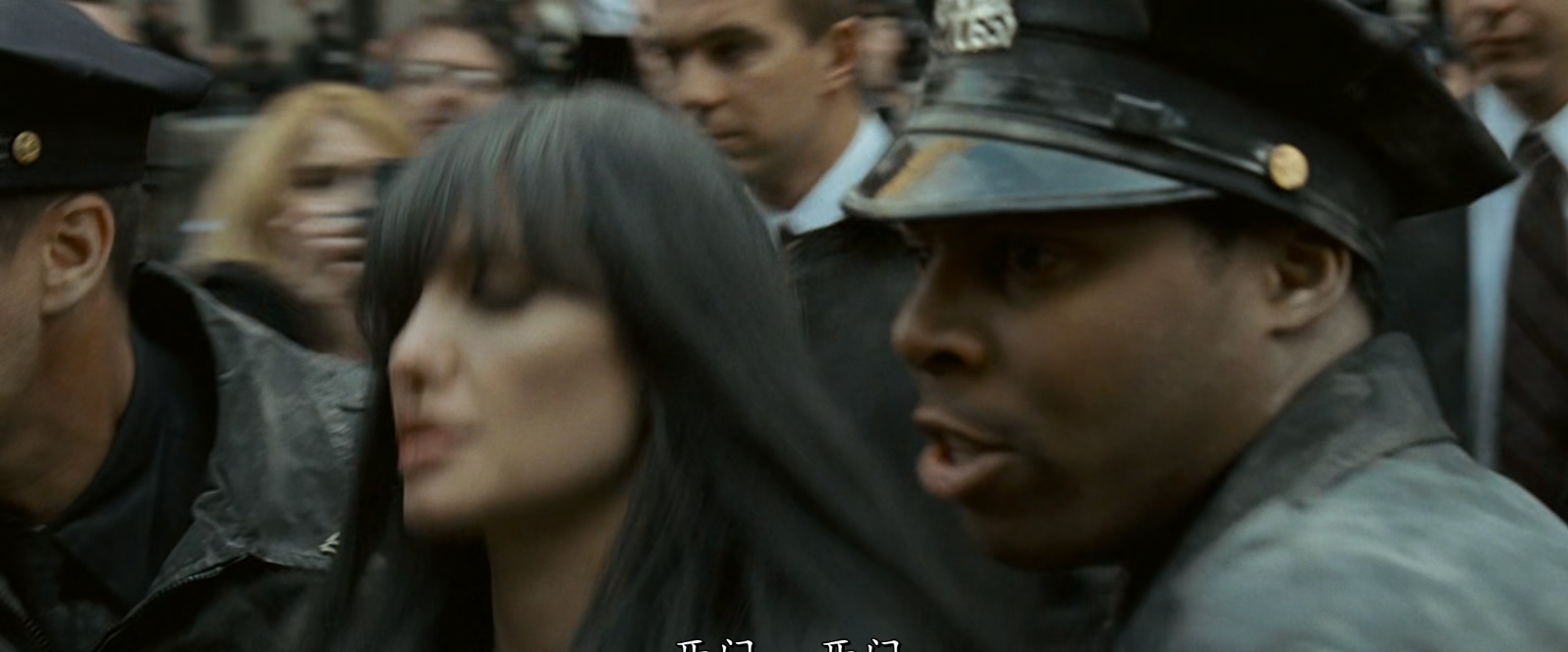 特工绍特.Salt.2010.Directo,s.Cut.BluRay.1080p x265.10bit.AAC.2audio.特效字幕.mkv.jpg