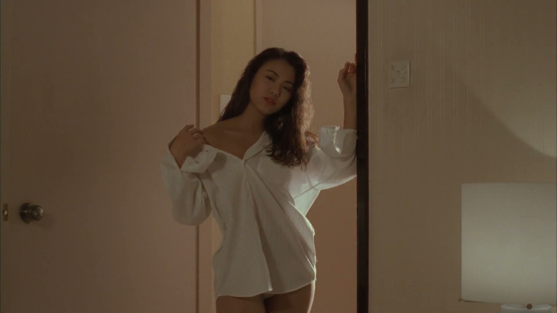 1992 岆怪嘟巿.mkv_20250620_151349.142.jpg