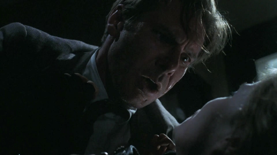 J 惊狂记-1988.mkv_20250623_164854.613.jpg