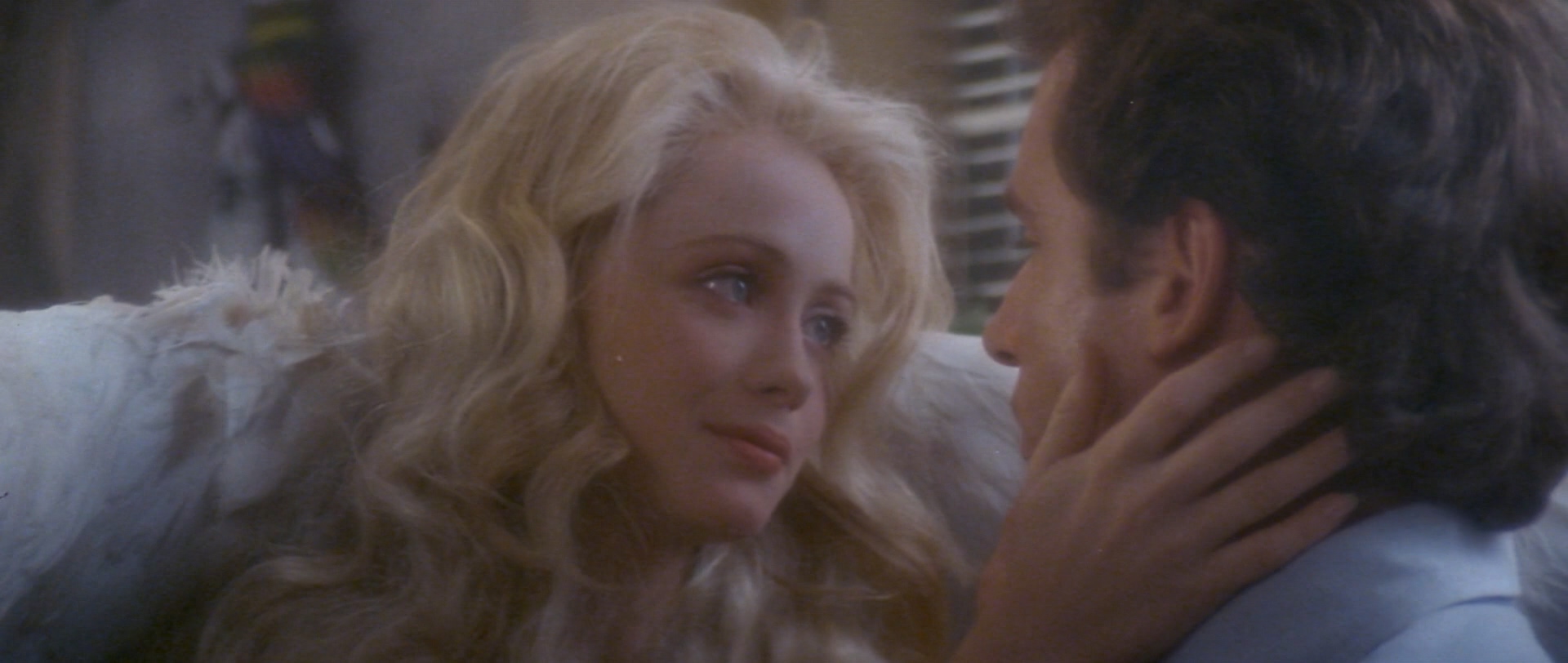 Date.With.An.Angel.1987.PROPER.1080p.BluRay.x264.DTS-FGT (2).mkv_20250625_140651.765.jpg