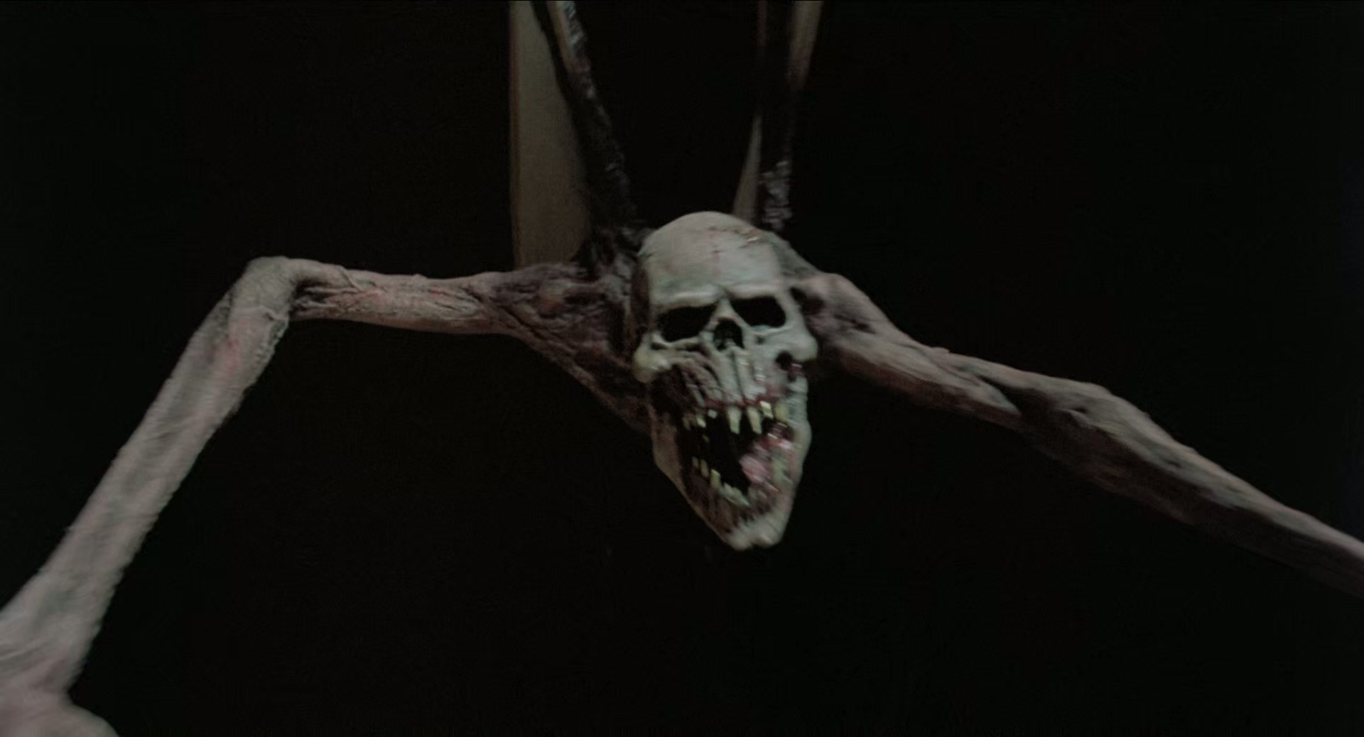 1985 夜半鬼敲门 1 House 1.mkv_20250626_011020.051.jpg