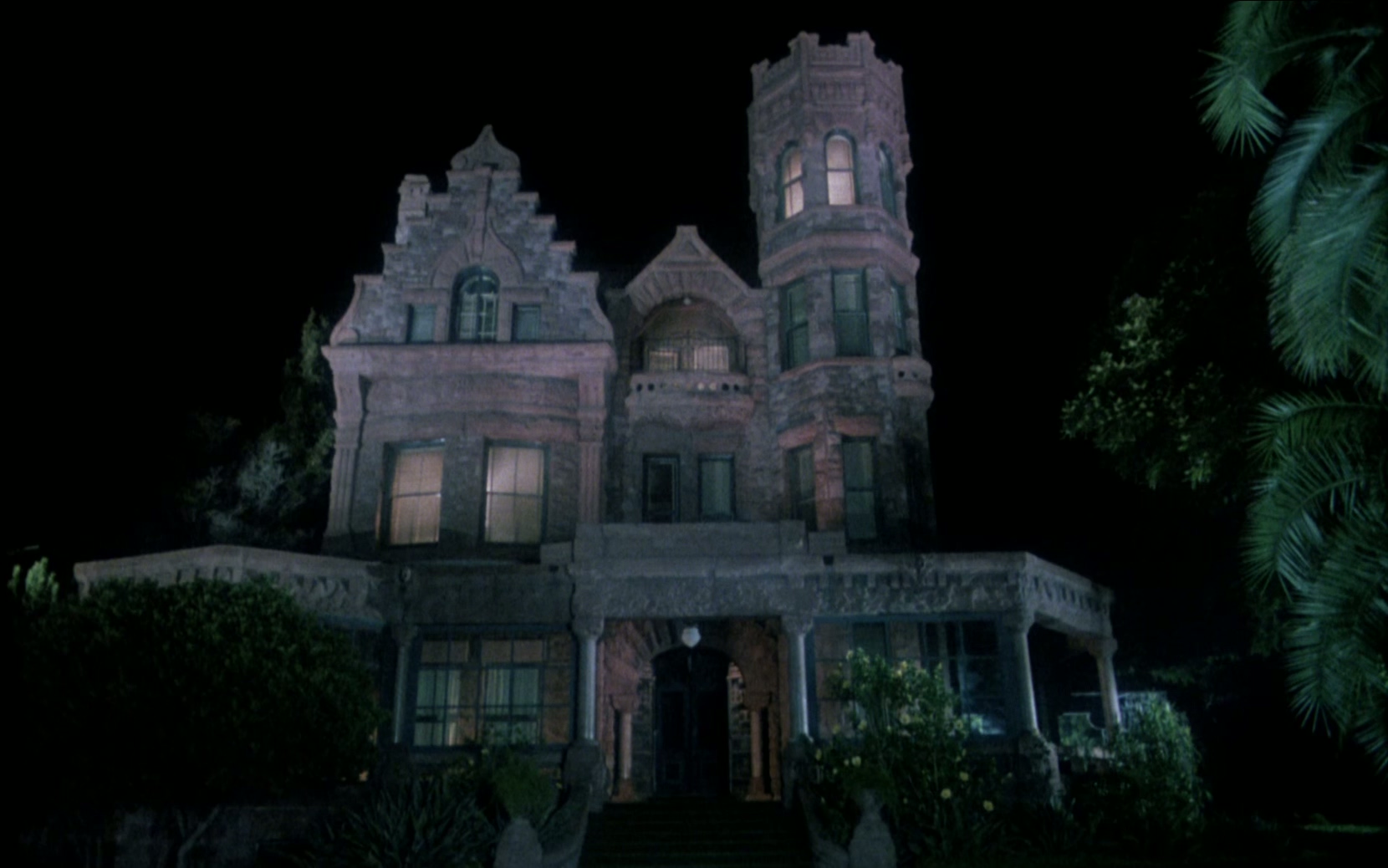 1987 夜半鬼敲门 2 House 2.mkv_20250626_020507.271.jpg