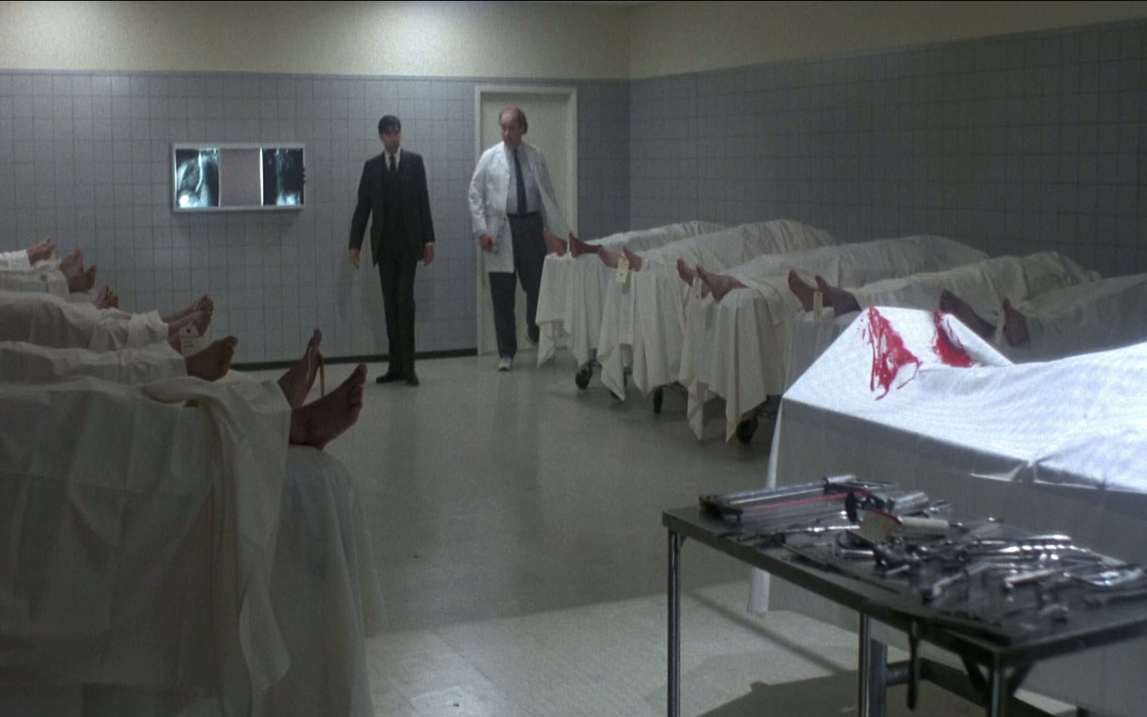 1989 夜半鬼敲门 3 House 3.mkv_20250626_021850.181.jpg