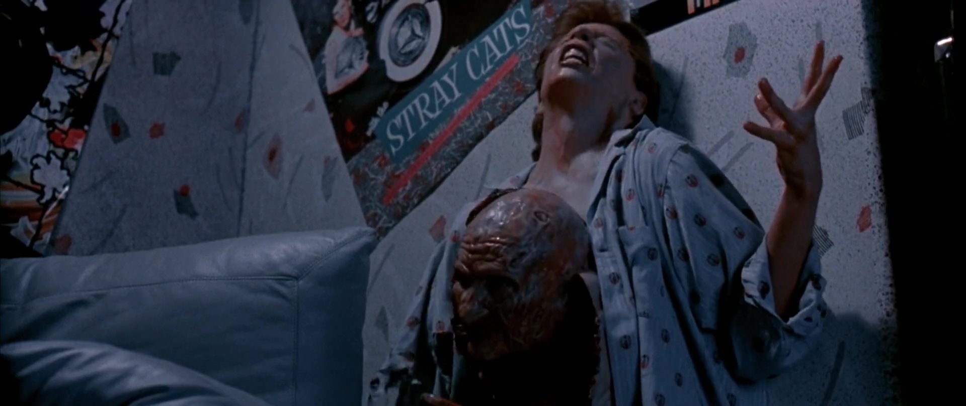 十三号星期五11：佛莱迪大战杰森.Freddy vs. Jason.2003.CN.mkv_20250628_004356.273.jpg