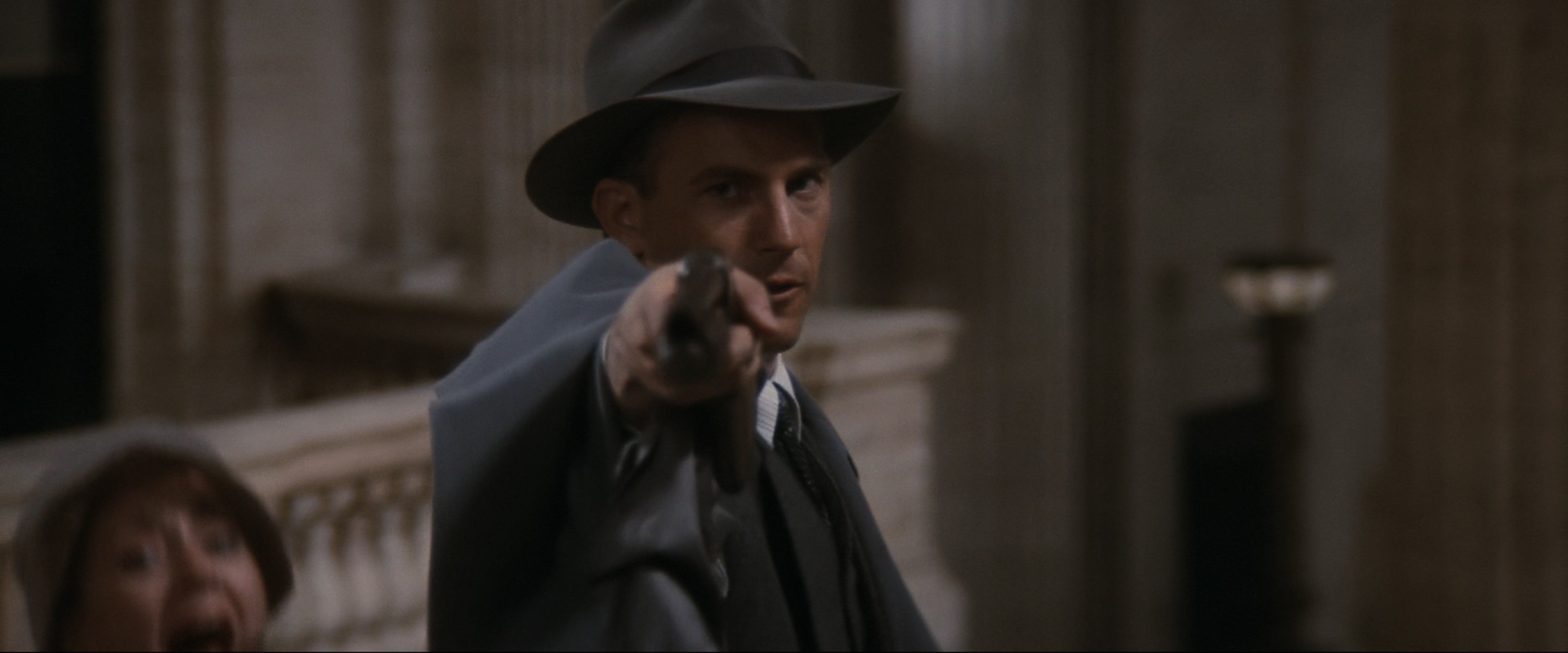 The.Untouchables.1987.2160p.UHD.BluRay.x265.10bit.HDR.TrueHD.7.1.Atmos-RARBG -by.jpg