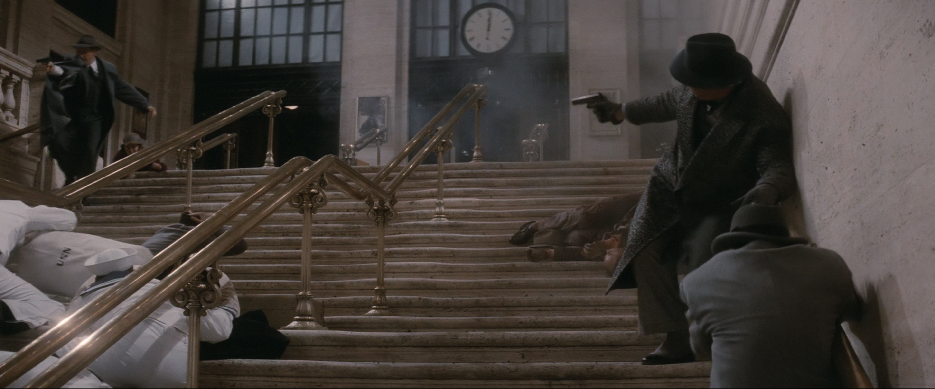 The.Untouchables.1987.2160p.UHD.BluRay.x265.10bit.HDR.TrueHD.7.1.Atmos-RARBG -by.jpg