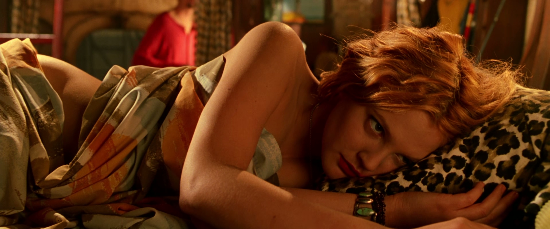 2000 霹雳娇娃 Charlies Angels.mkv_20250629_111321.293.jpg