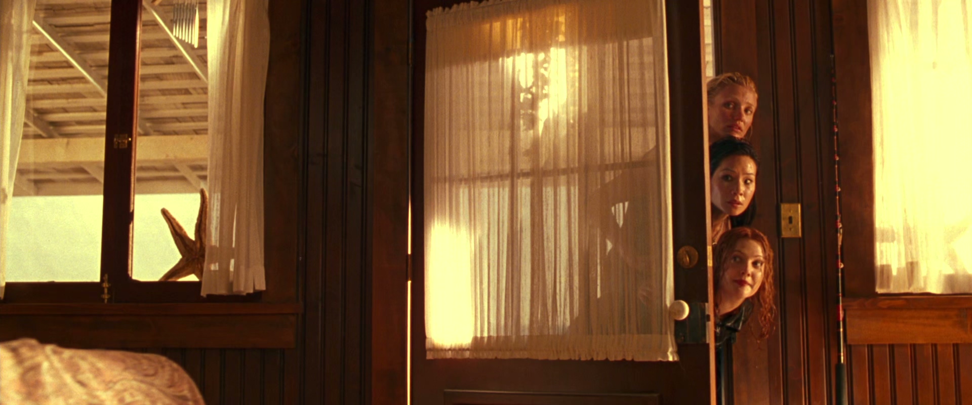 2000 霹雳娇娃 Charlies Angels.mkv_20250629_112220.676.jpg