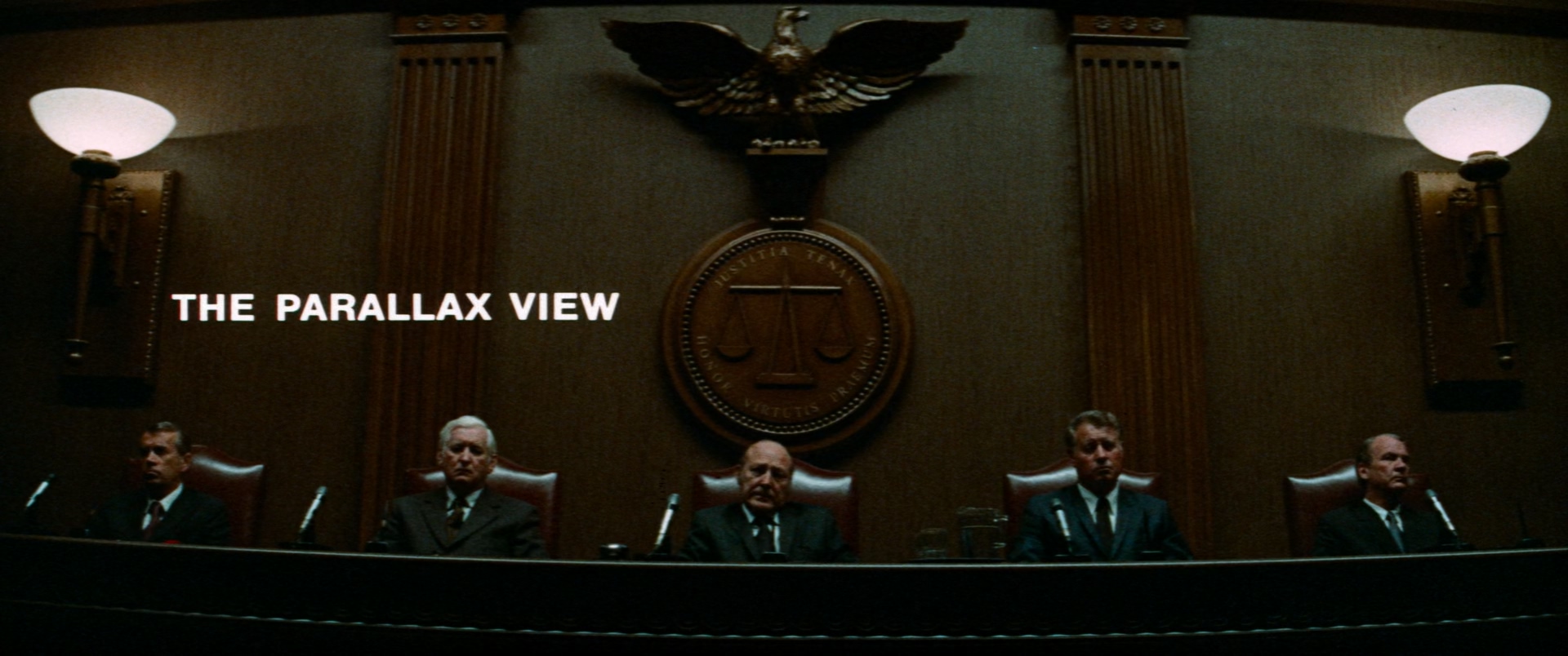 The.Parallax.View.1974.CC.BluRay.1080p.x265.10bit.FLAC.MNHD-PAGEHD.mkv_20250704_.jpg