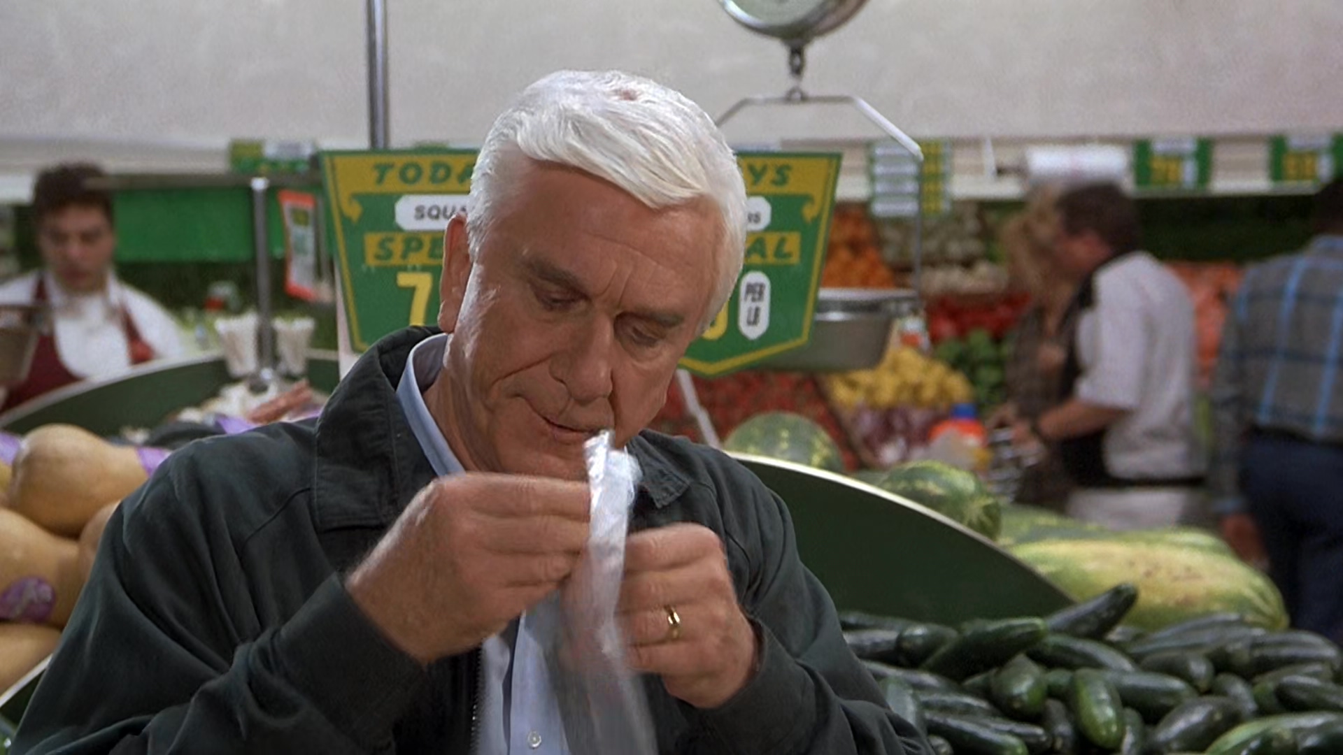 白头神探3.终极悔辱.Naked.Gun.33.1.3.The.Final.Insult.1994.2Audio.CN.mkv_20250717.jpg