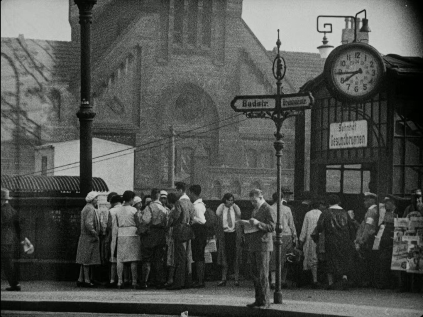 1930 星期天的人们 People On Sunday.mkv_20250717_005205.239.jpg