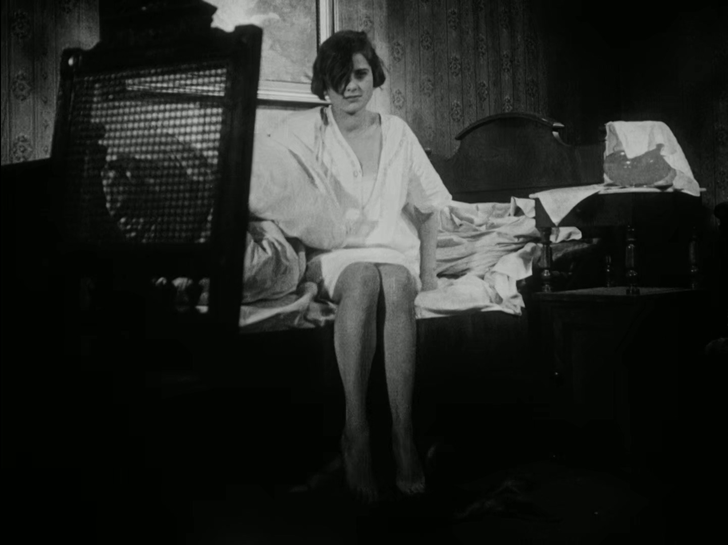 1930 星期天的人们 People On Sunday.mkv_20250717_005630.857.jpg