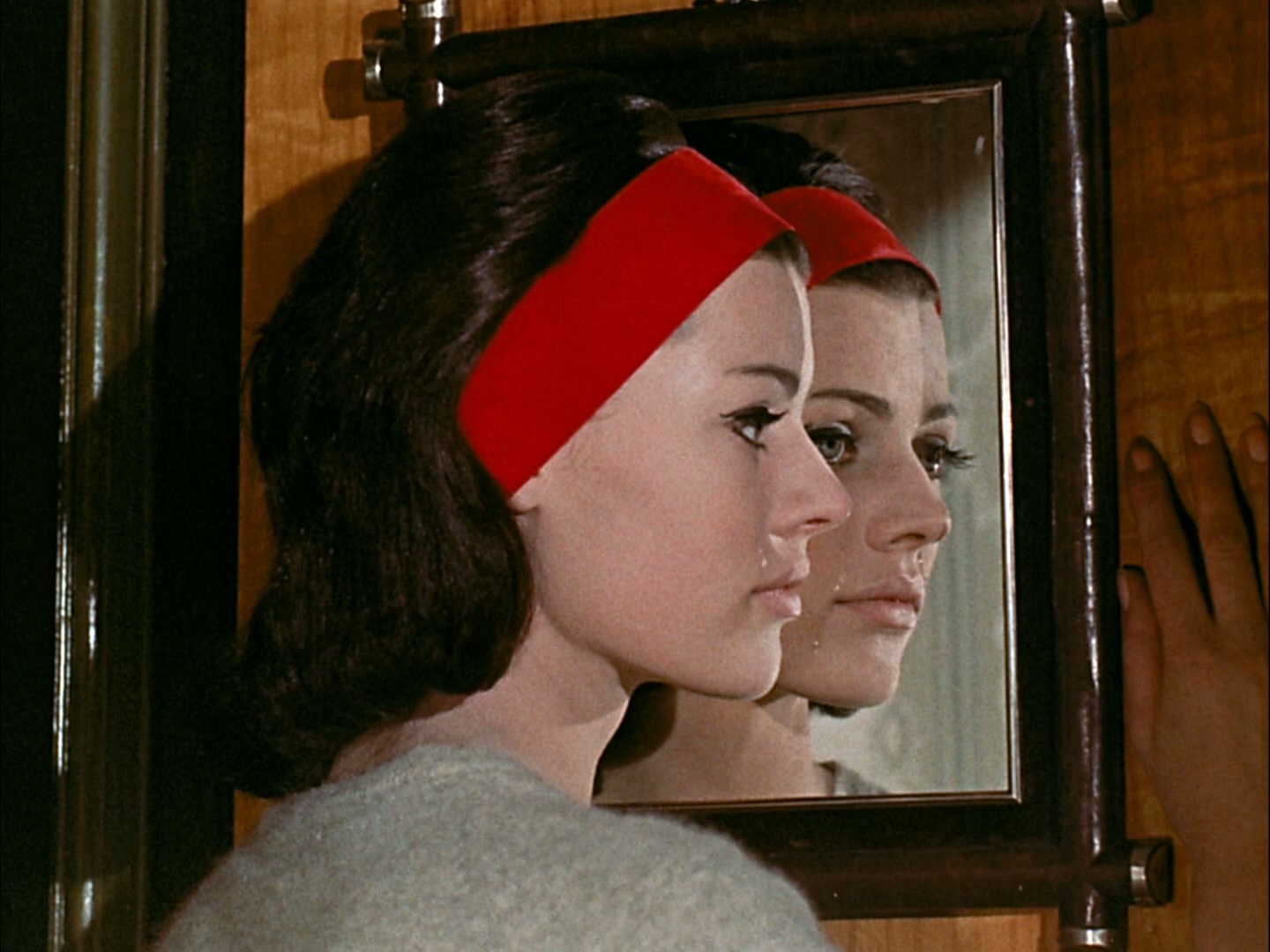 1960 扎齐坐地铁 Zazie dans le metro.mkv_20250718_144716.966.jpg