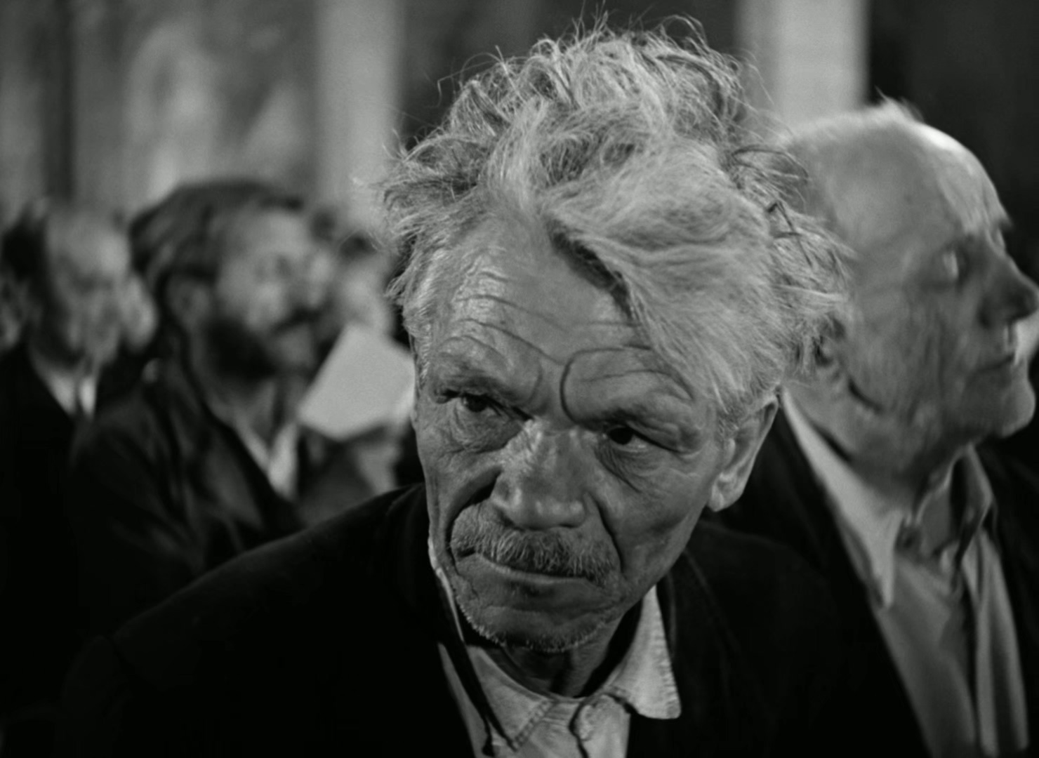 1948 偷自行车的人 The Bicycle Thieves .mkv_20250720_163501.597.jpg